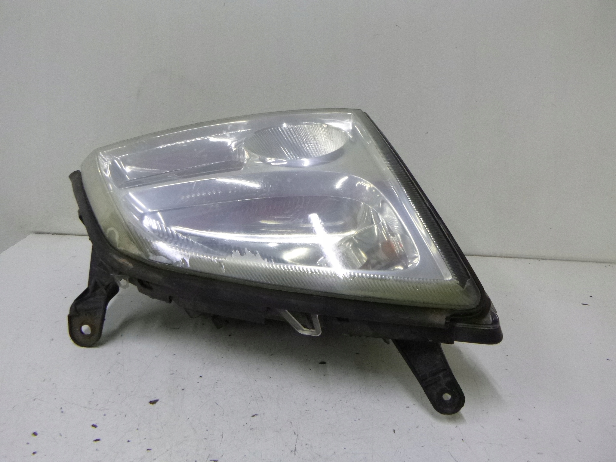 light front Opel Vectra C 02-05r.