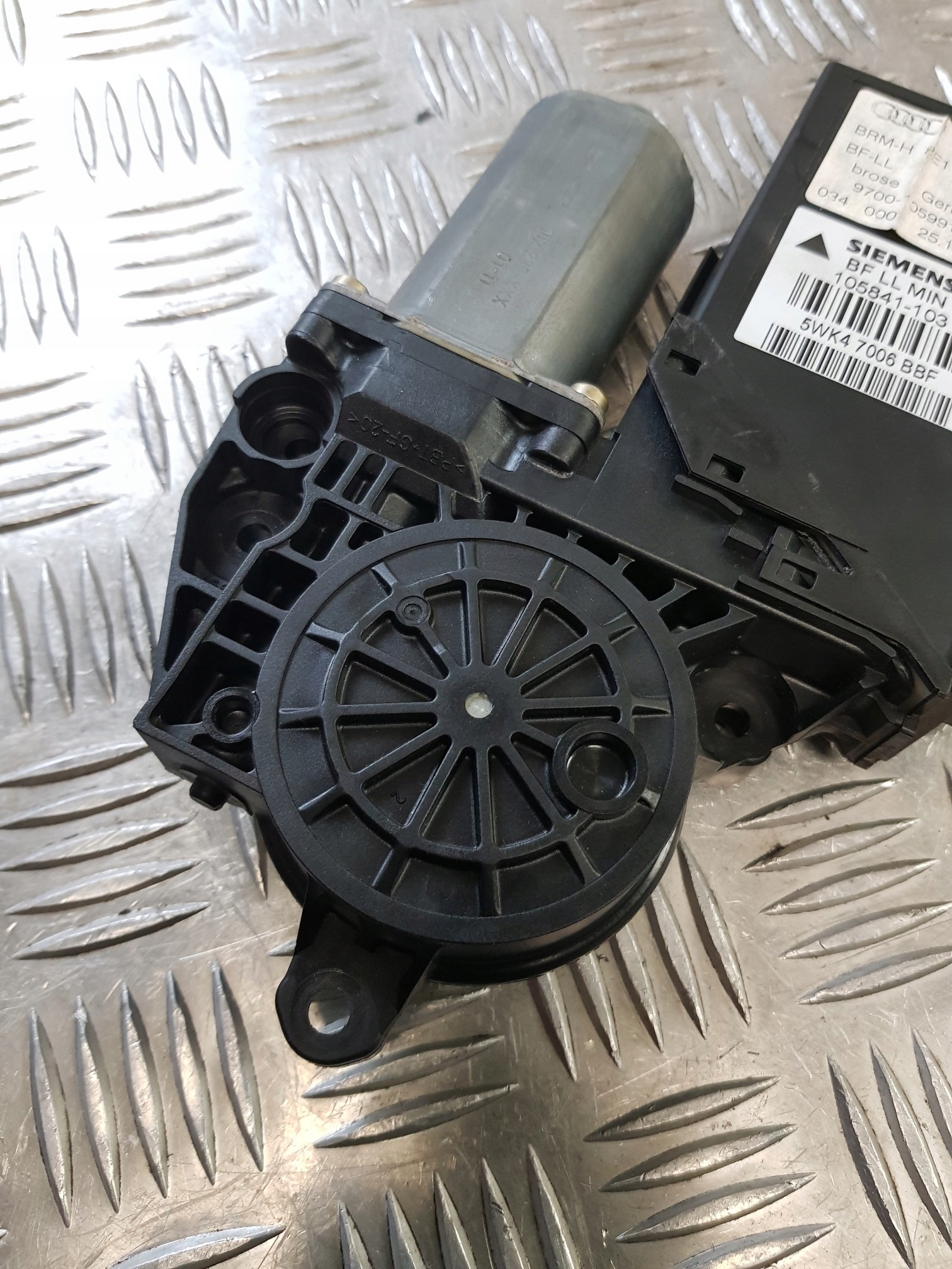 mini motor windows right front 8E1959802B AUDI A4 B6 02R