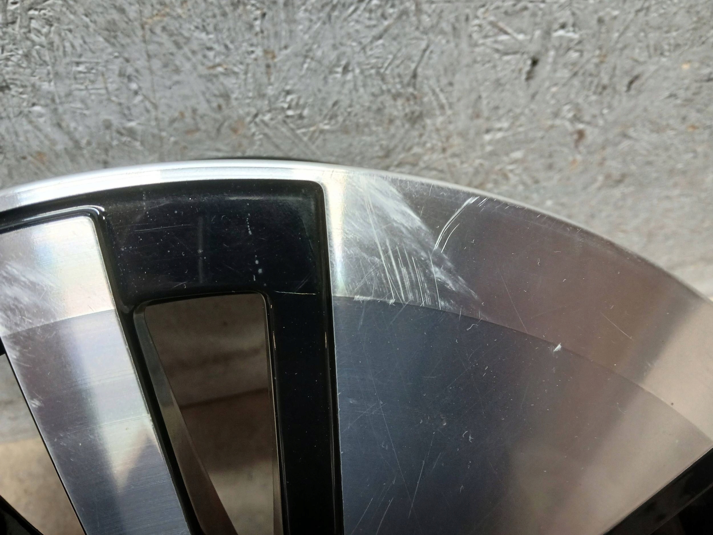disk hliníkový E-GOLF E GOLF VII 7 5GE 6,5J 16" ET46 5X112 5GE601025