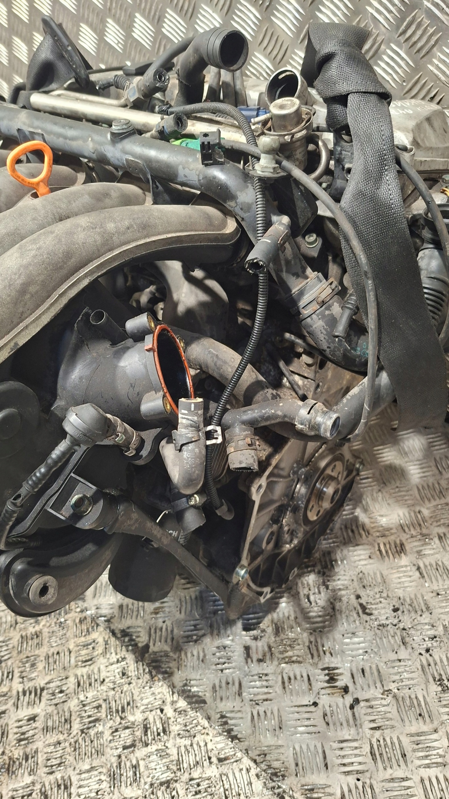 engine unprotected pillar AUDI A4 B6 2.0 ALT