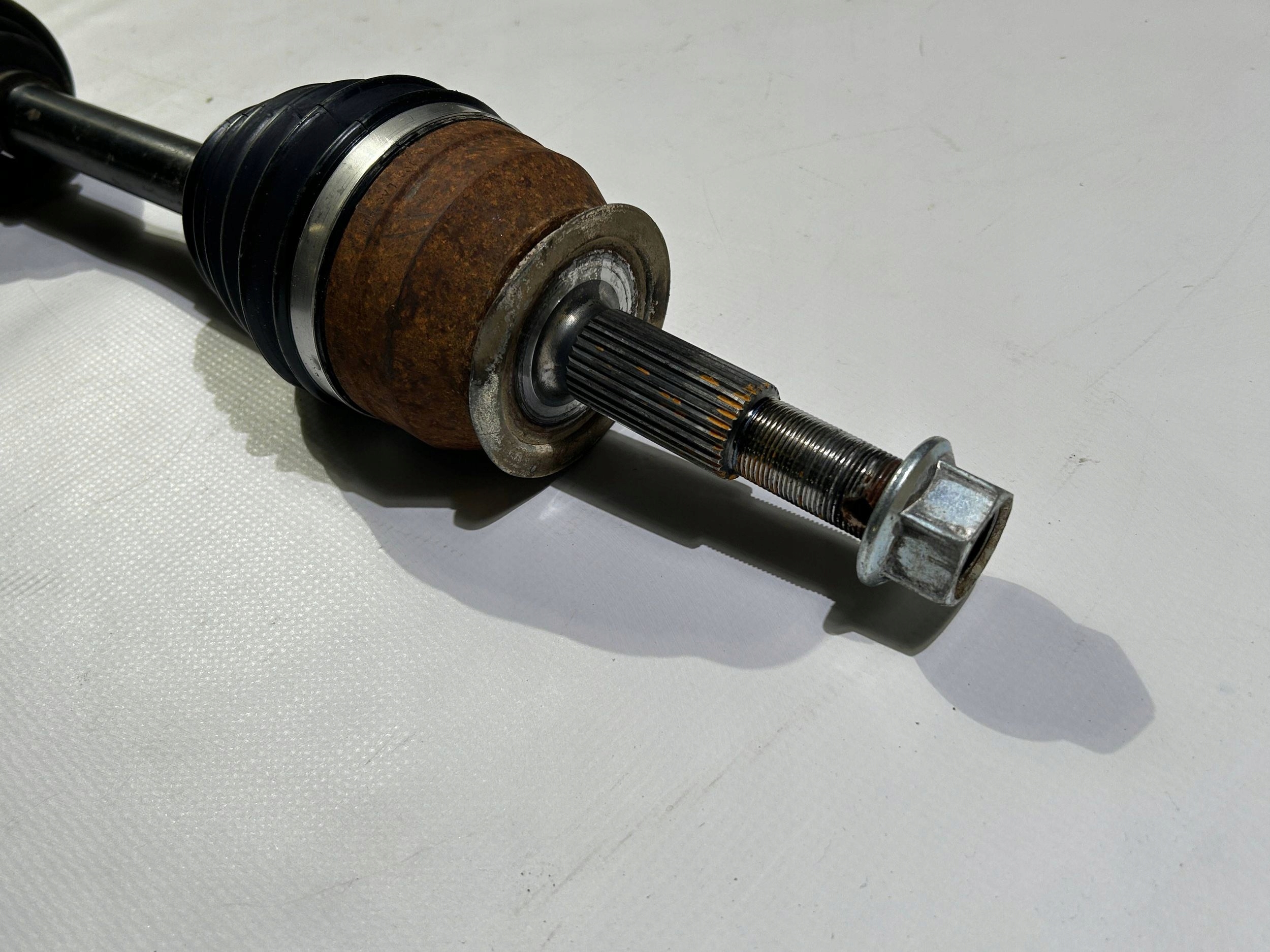 semi-axis front front right joint Nissan Titan 2016r