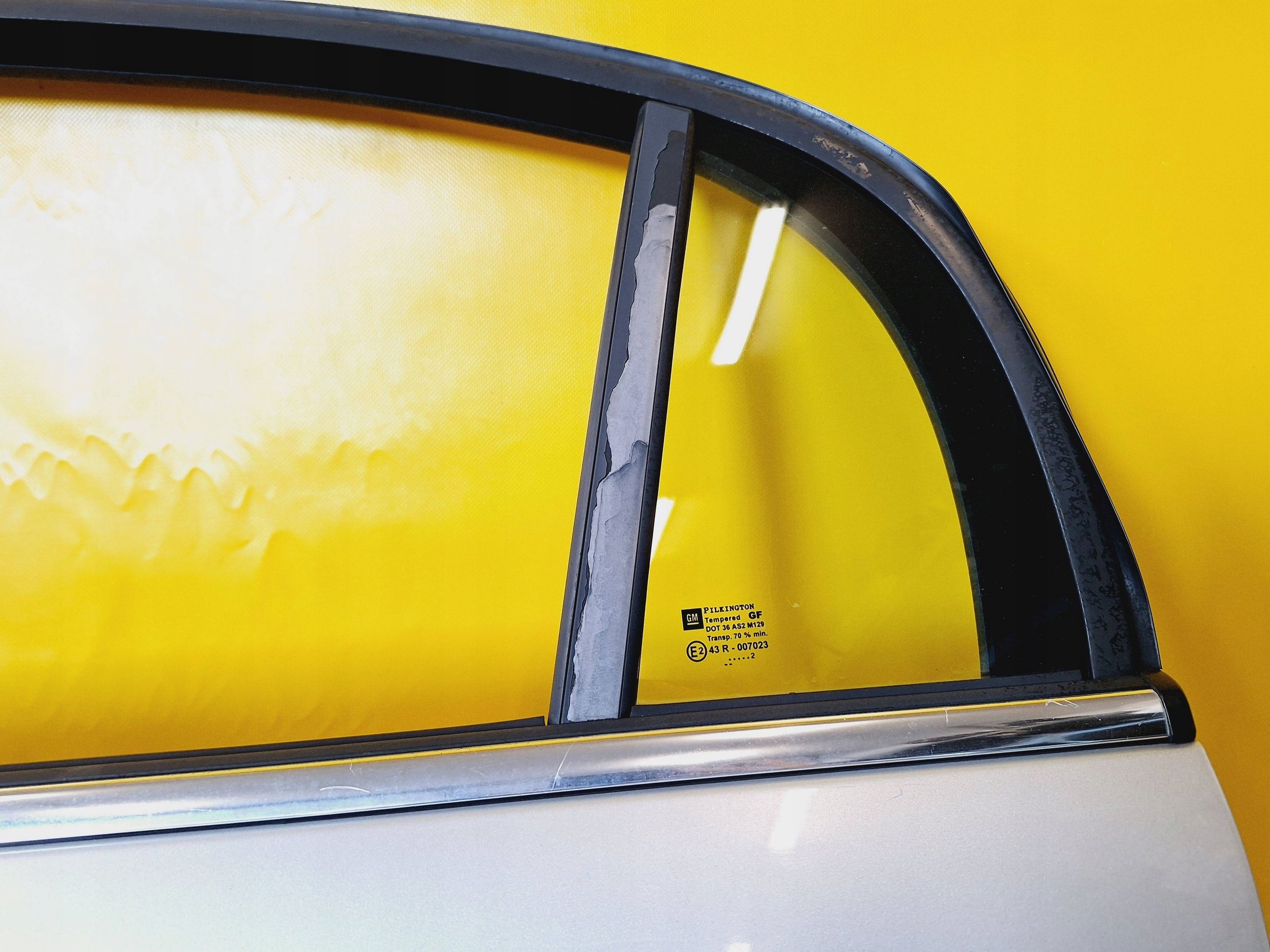 DRZWI LEWY TYŁ LEWE TYLNE OPEL VECTRA C 02-05 SEDAN LAK: Z157 NR1751 Producent części Opel OE