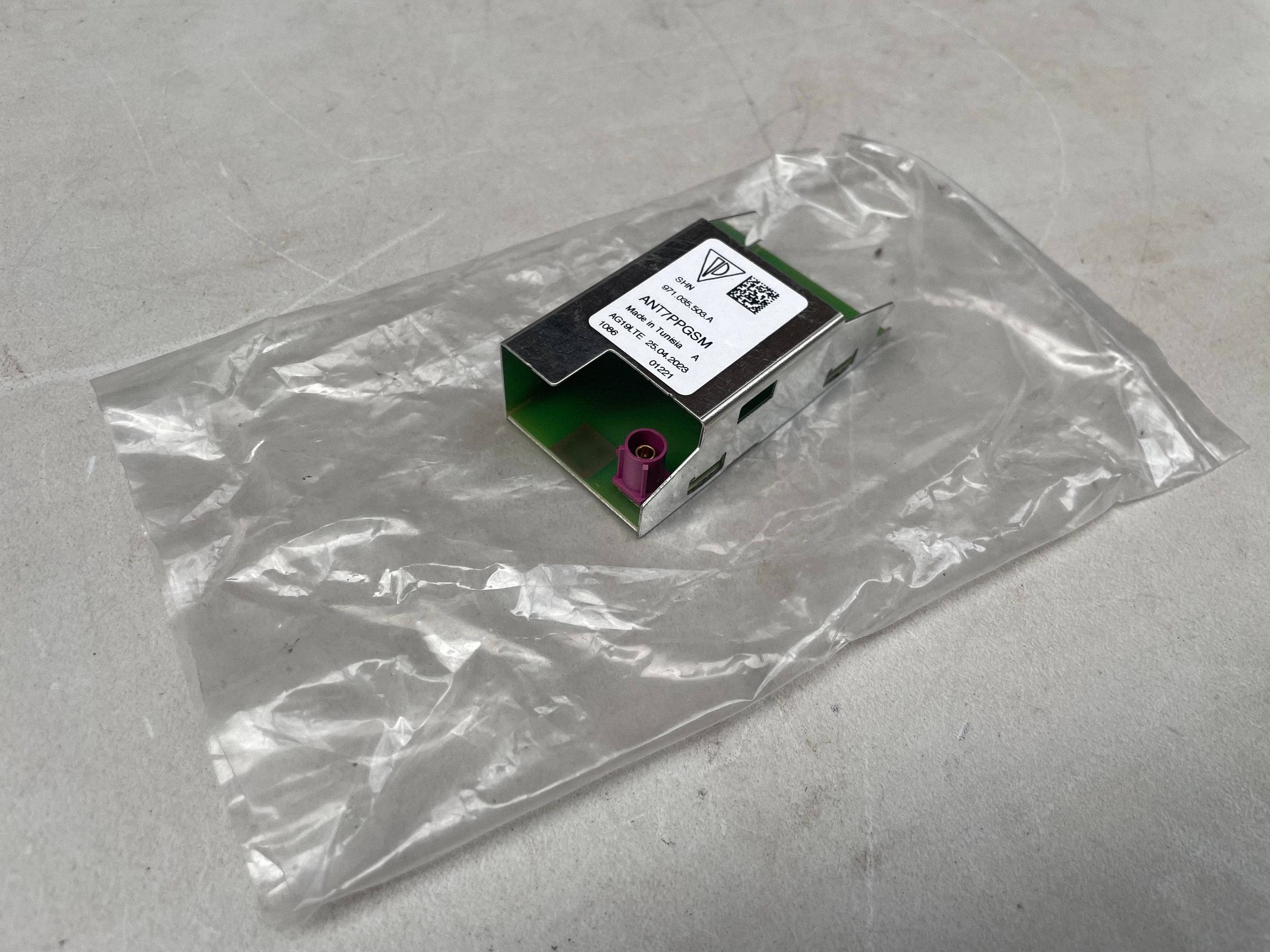 antenna amplifier PORSCHE CAYENNE (9Y0 9Y3) 971035503A @A