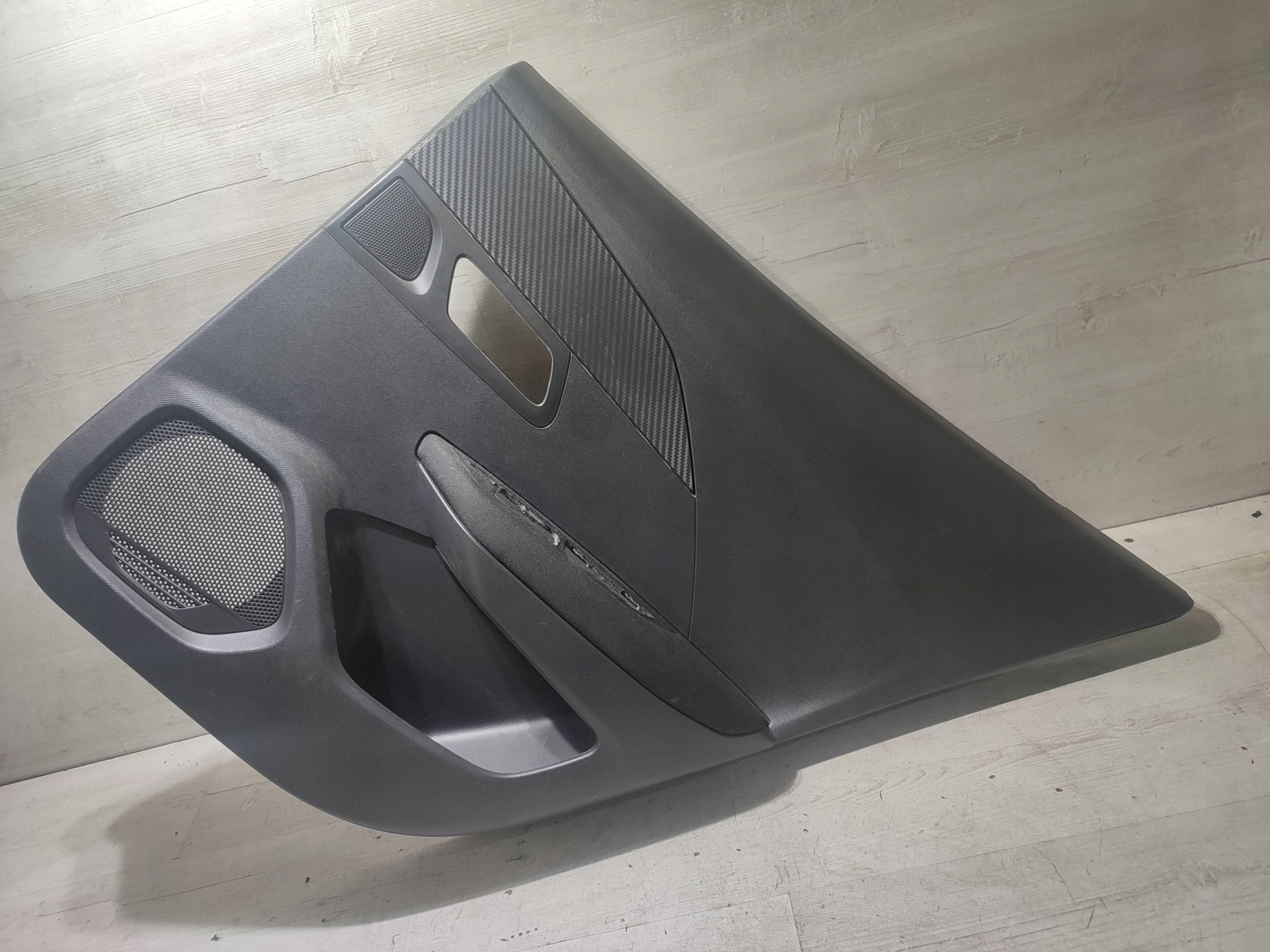 Peugeot 2008 II 2020 rear part side side / upholstery door tylnych