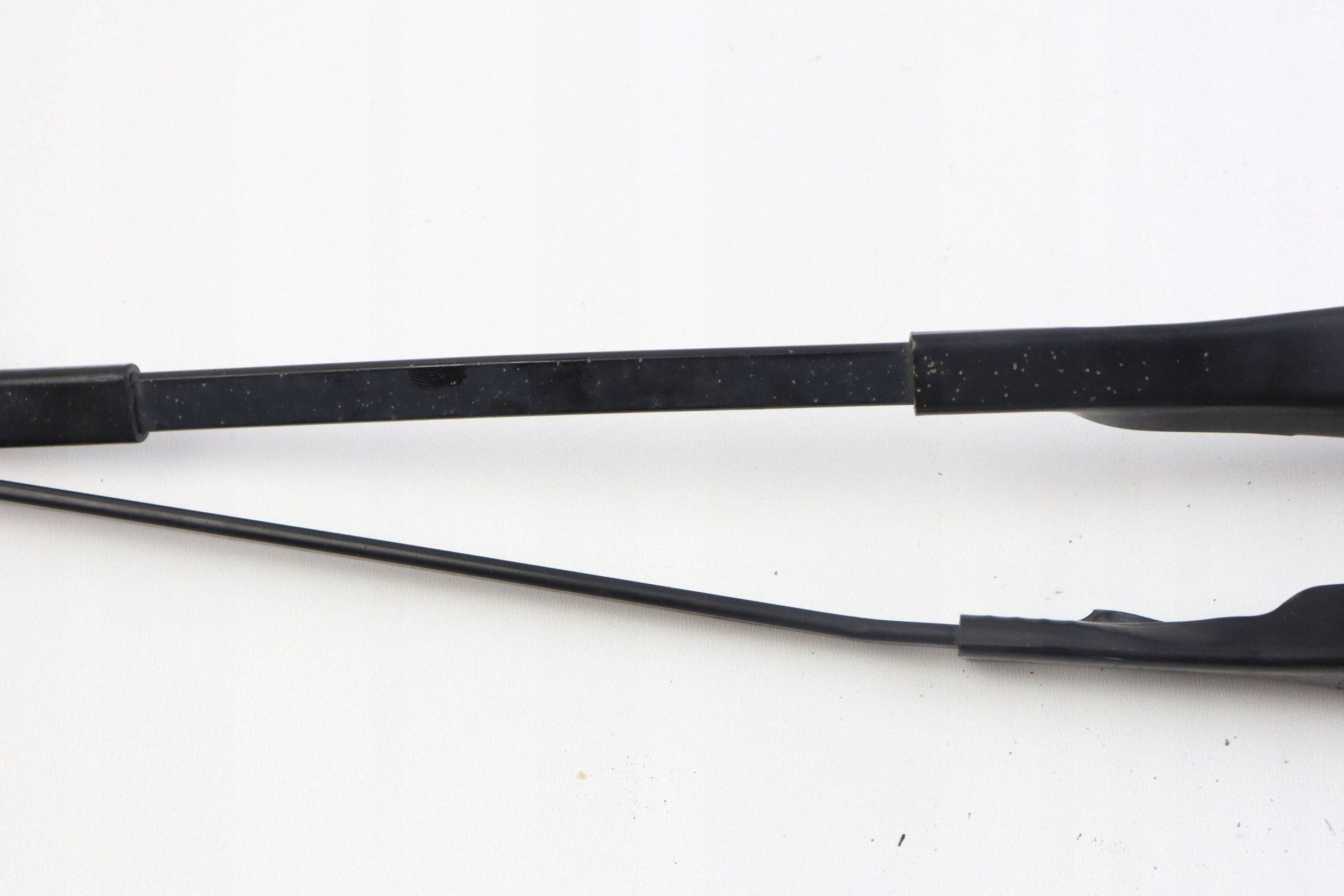 VW PASSAT B5 FL wiper arms left right AERO 3B1955409B 3B1955410B