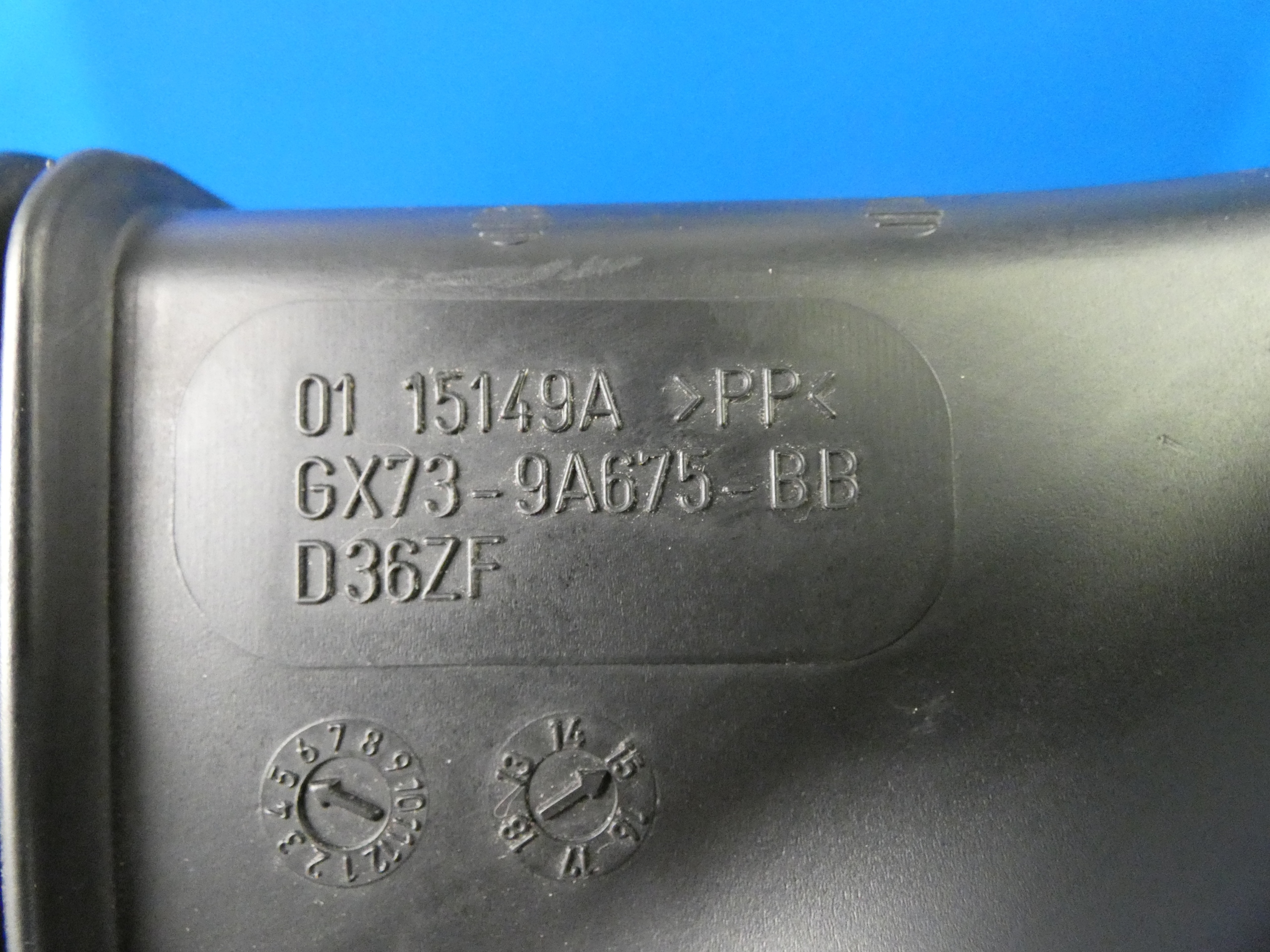 JAGUAR XE X760 2.0 D pipe DOLOTOWA air