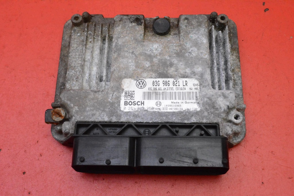 control unit computer of the engine 03G906021LR VW PASSAT B6 1.9 TDI 105 KM 05-10