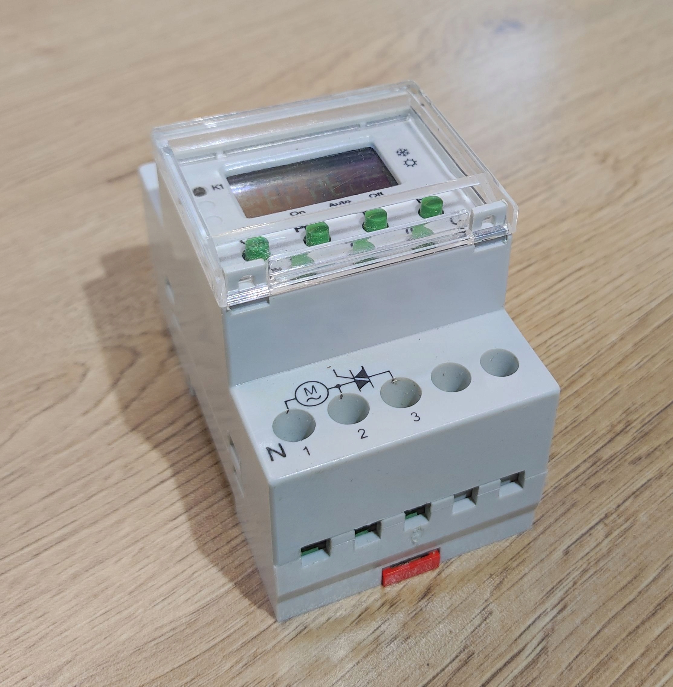 Zegar programator cyfrowy czasowy METRON PCm 05 AN Kod producenta PCm 05.E