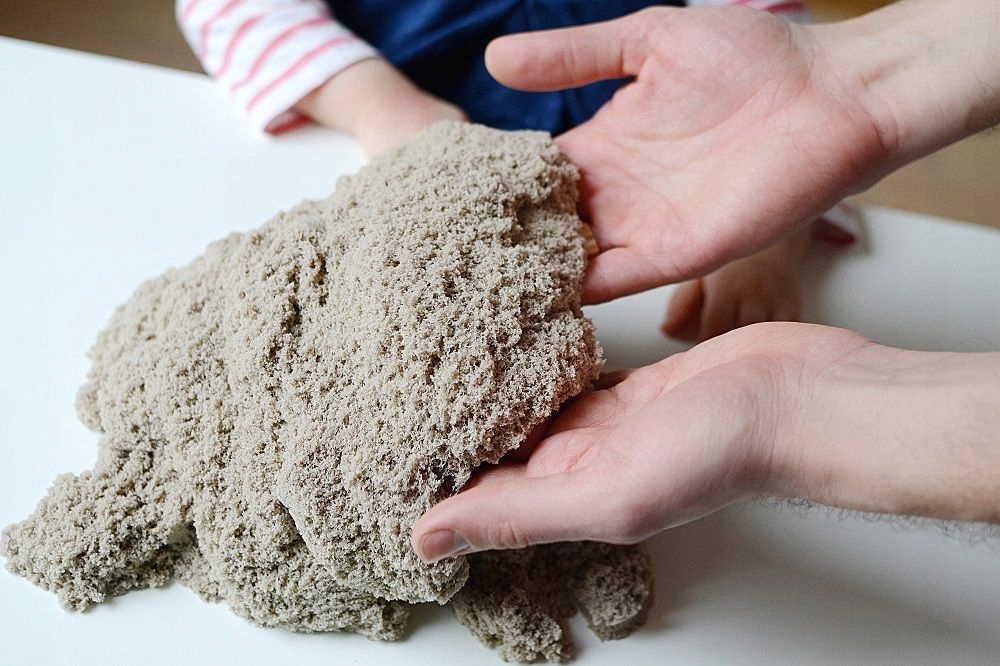 Natursand мокрий пісок 5kg у відрі +пісочниця вага (з упаковкою) 5.5 kg