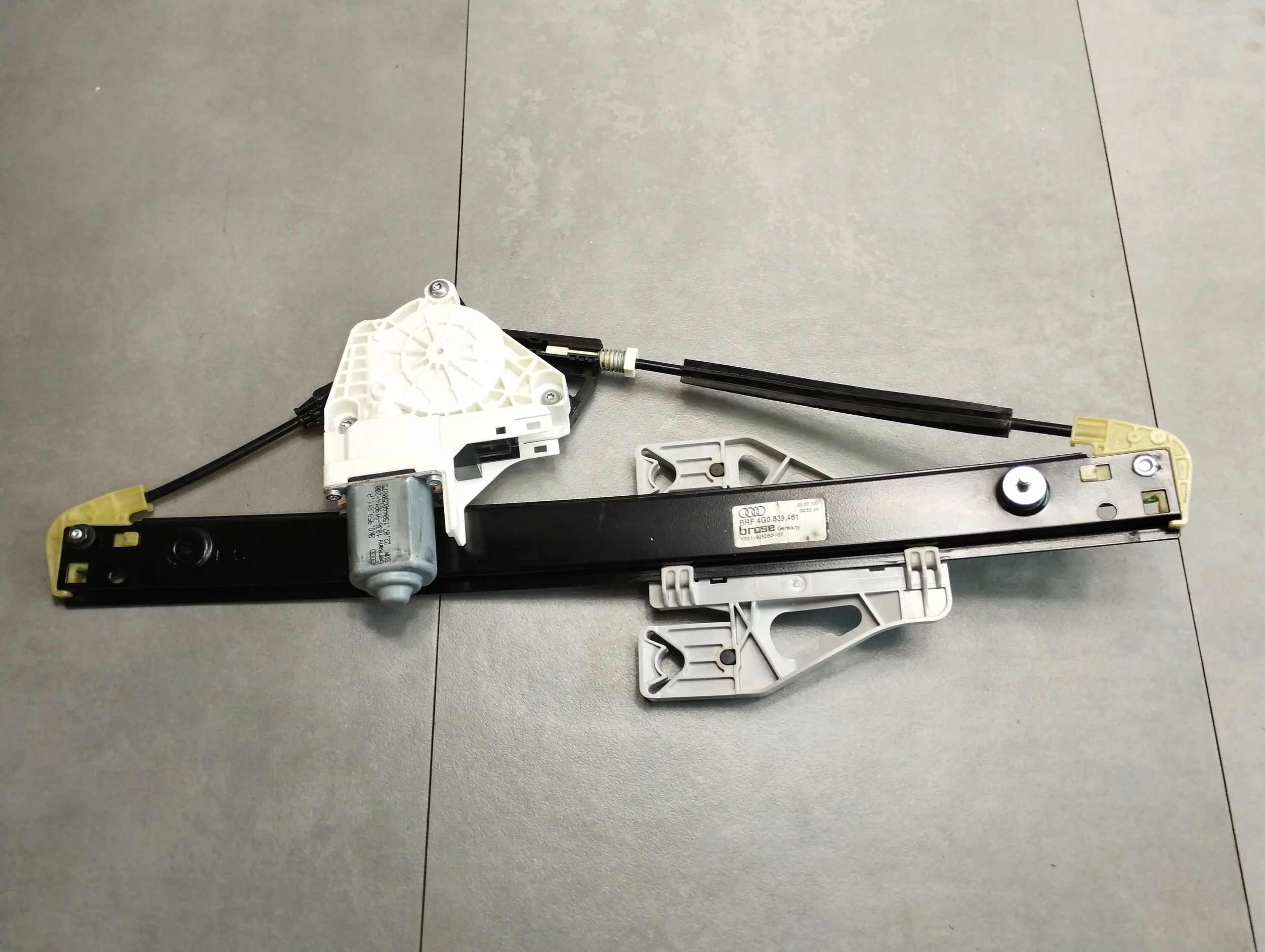 AUDI A6 C7 mechanism windows left rear part 4G0839461