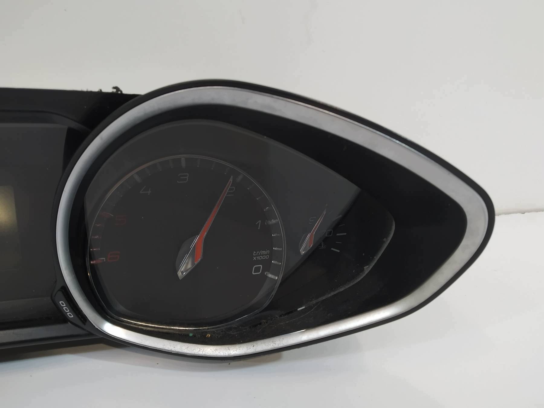 dials 9809838780 2.0 HDI Peugeot 308 II (2014- )