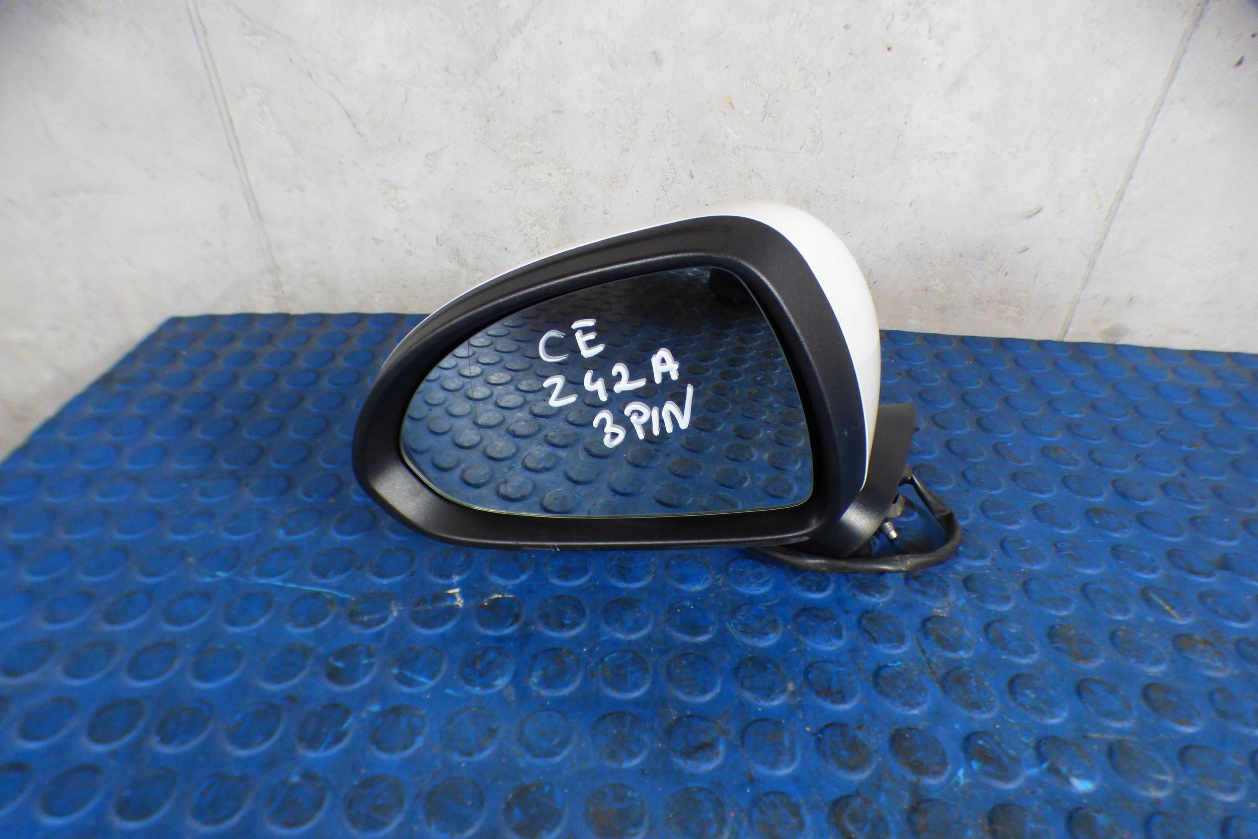 Opel Corsa E mirror left 3PIN LAKIER Z42A st.BDB original EUROPA