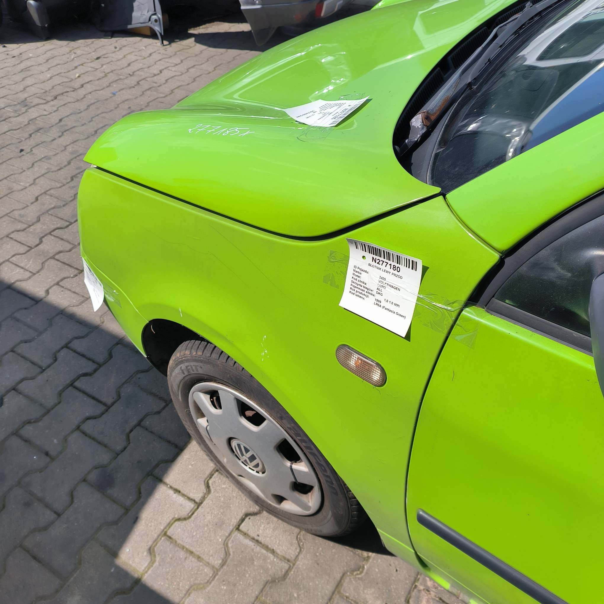 fender left front LR6A VOLKSWAGEN LUPO