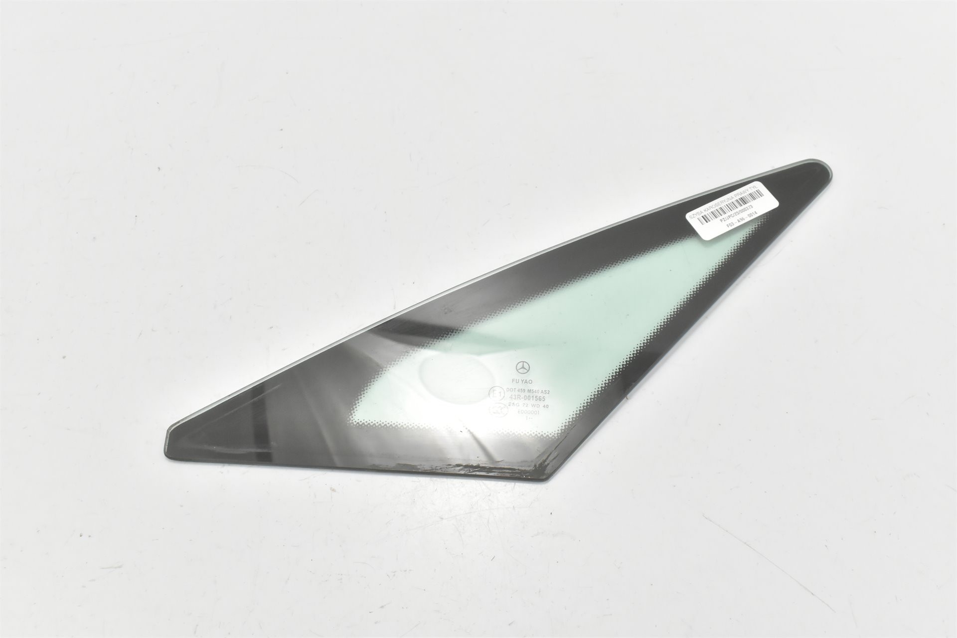 SZYBA KAROSERYJNA PRAWY TYŁ TRÓJKĄT A2076700439 MERCEDES W207 E COUPE C207