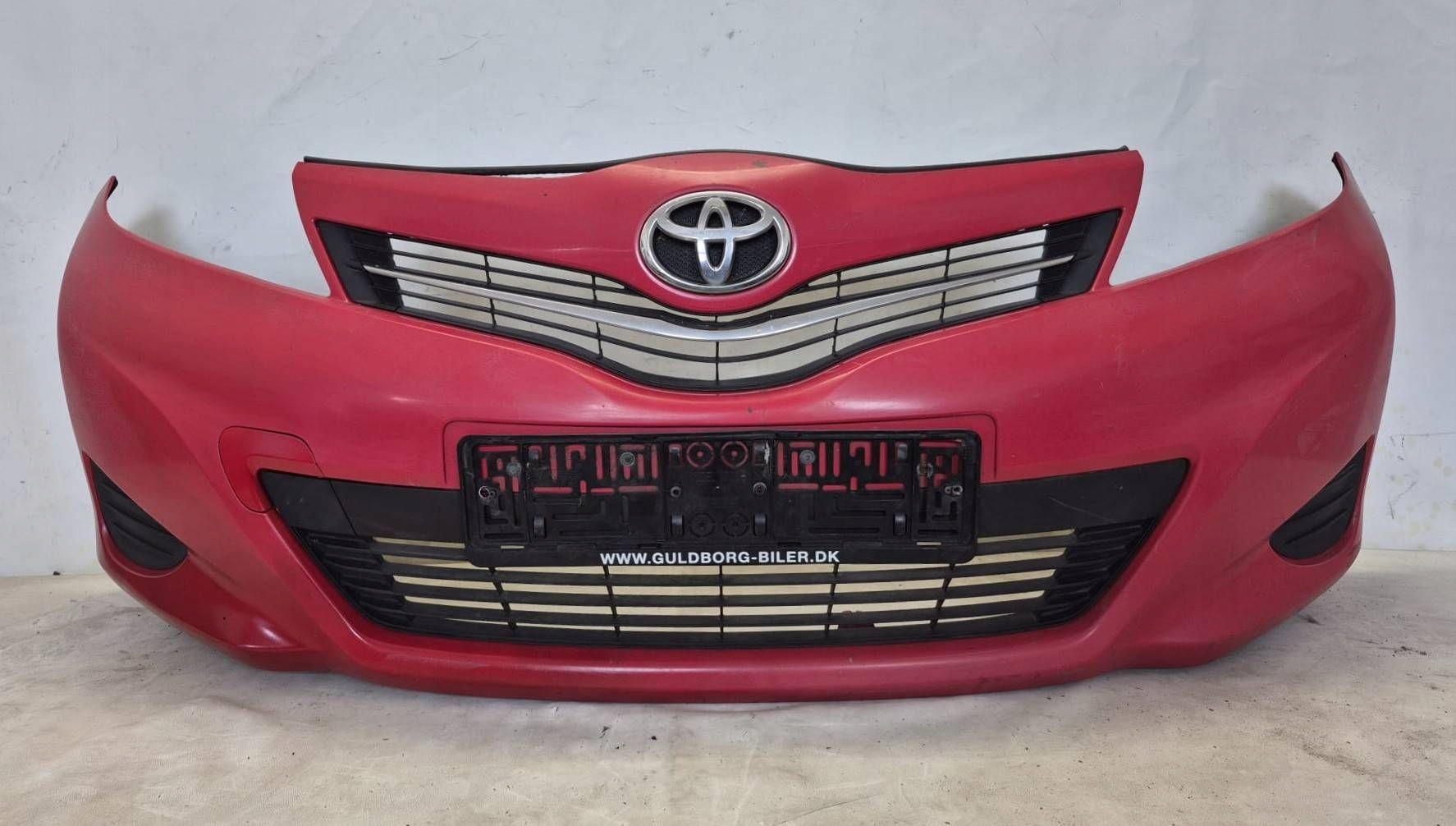 TOYOTA YARIS III 12-14 bumper front front 52119-0D410