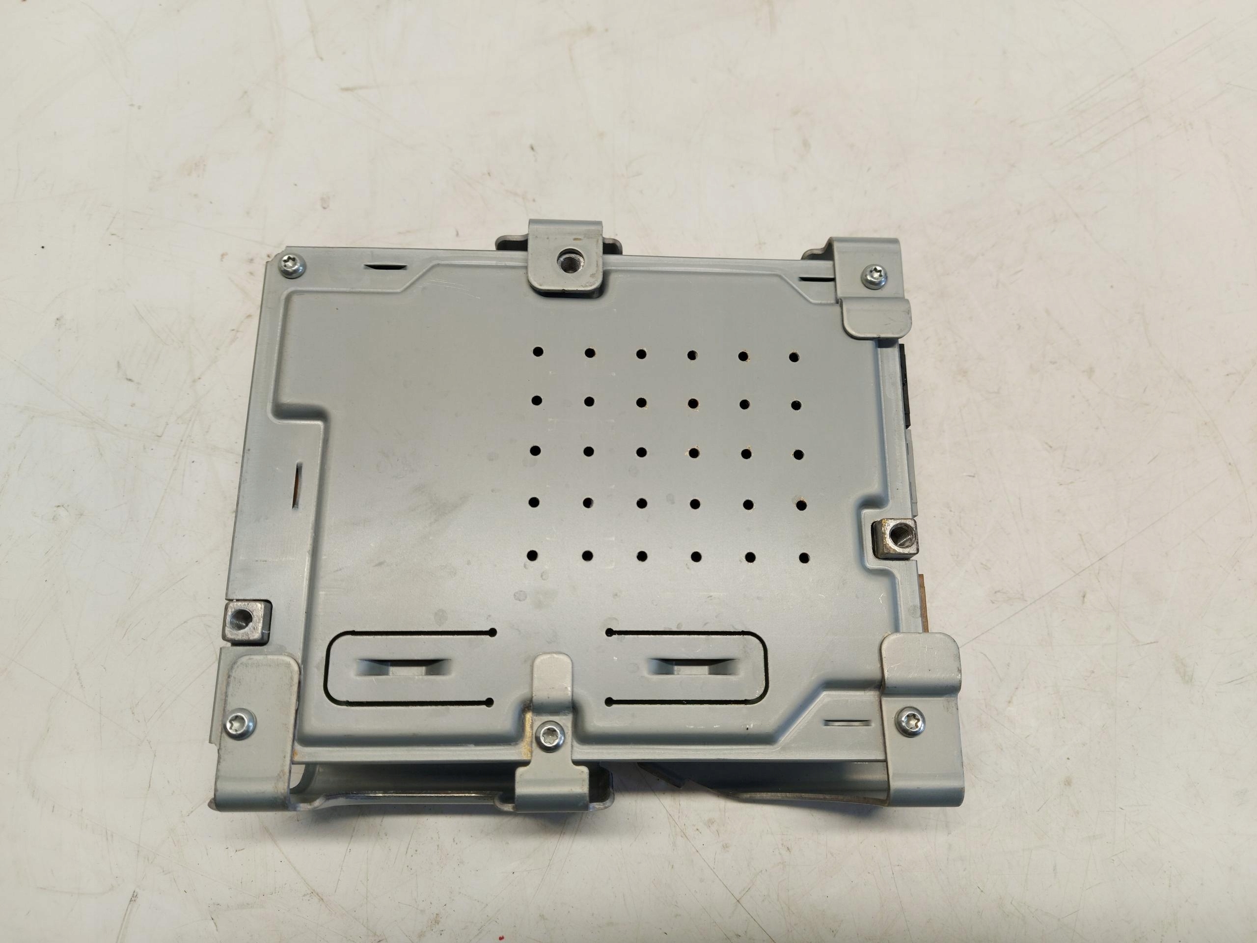 FORD MUSTANG VI amplifier GR3T-18T806-BF