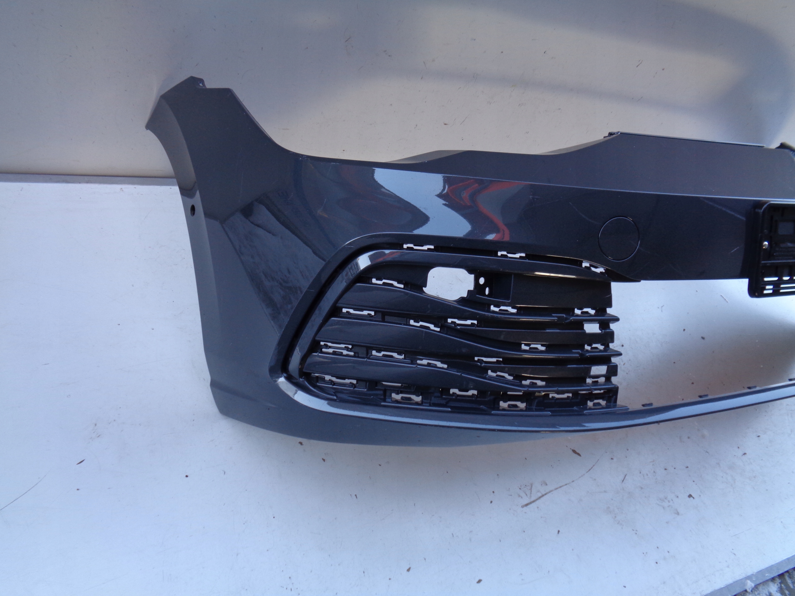 FRONTSTOSSSTANGE VW GOLF VIII 8 5H 5H0 20- NR 38081