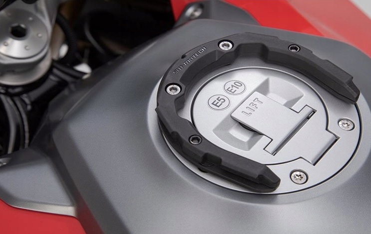 Bracket Tank RING PRO SW-MOTECH MV AGUSTA / триумф