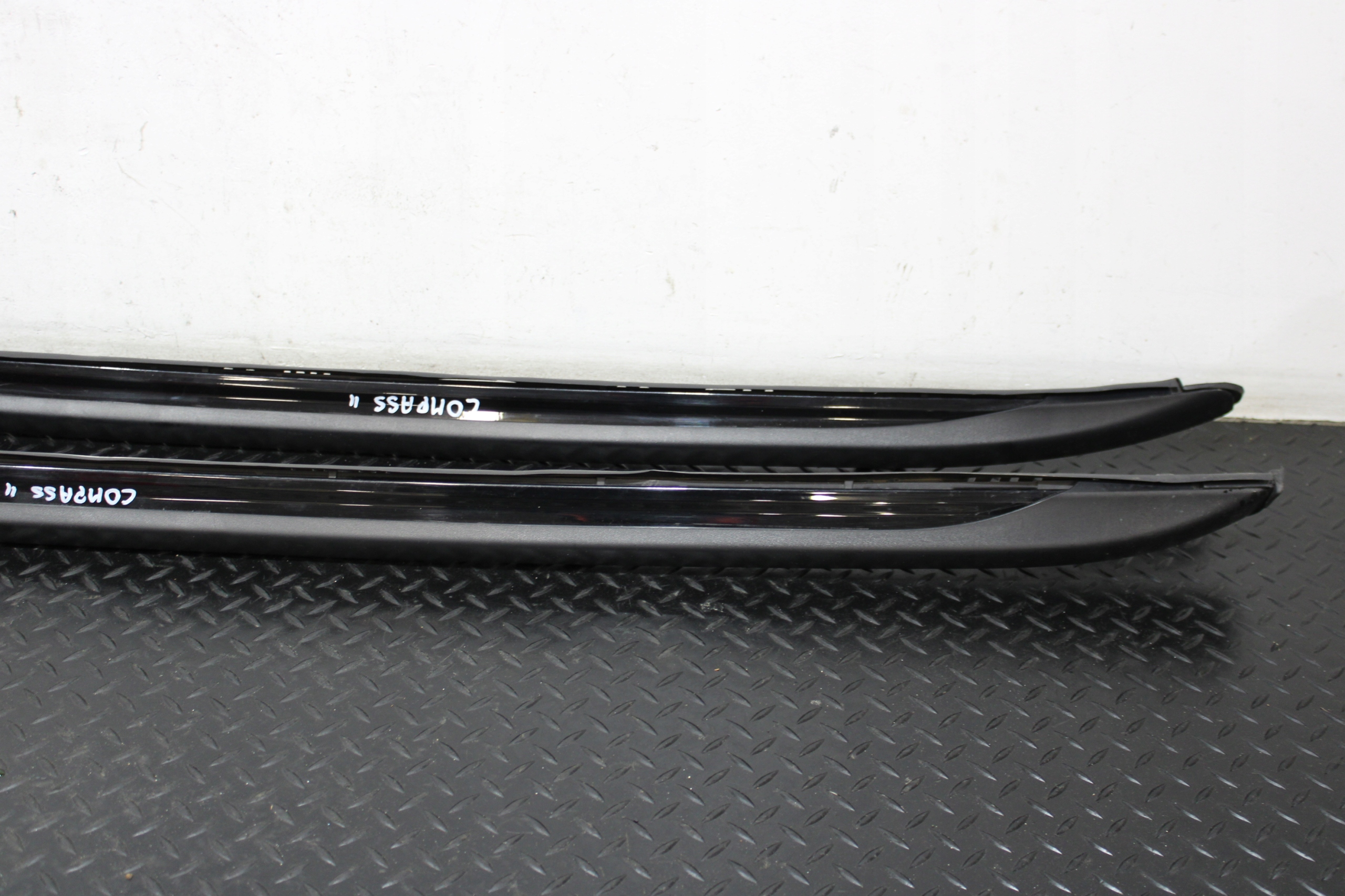 Barres de toit longitudinales Toit JEEP COMPASS II 2