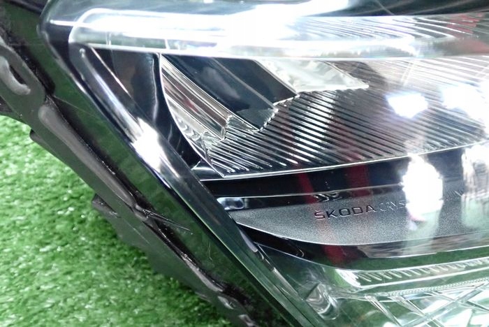 SKODA SCALA CRYSTAL LED 19- reflektor right light right 657941016