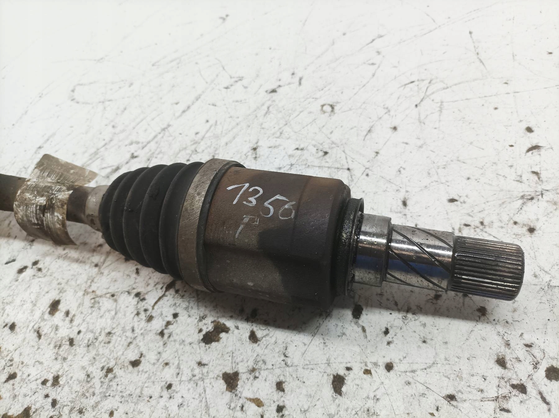 semi-axis left front 1.6 DCI 8200725512 Renault Grand Scenic III (2009-2013)