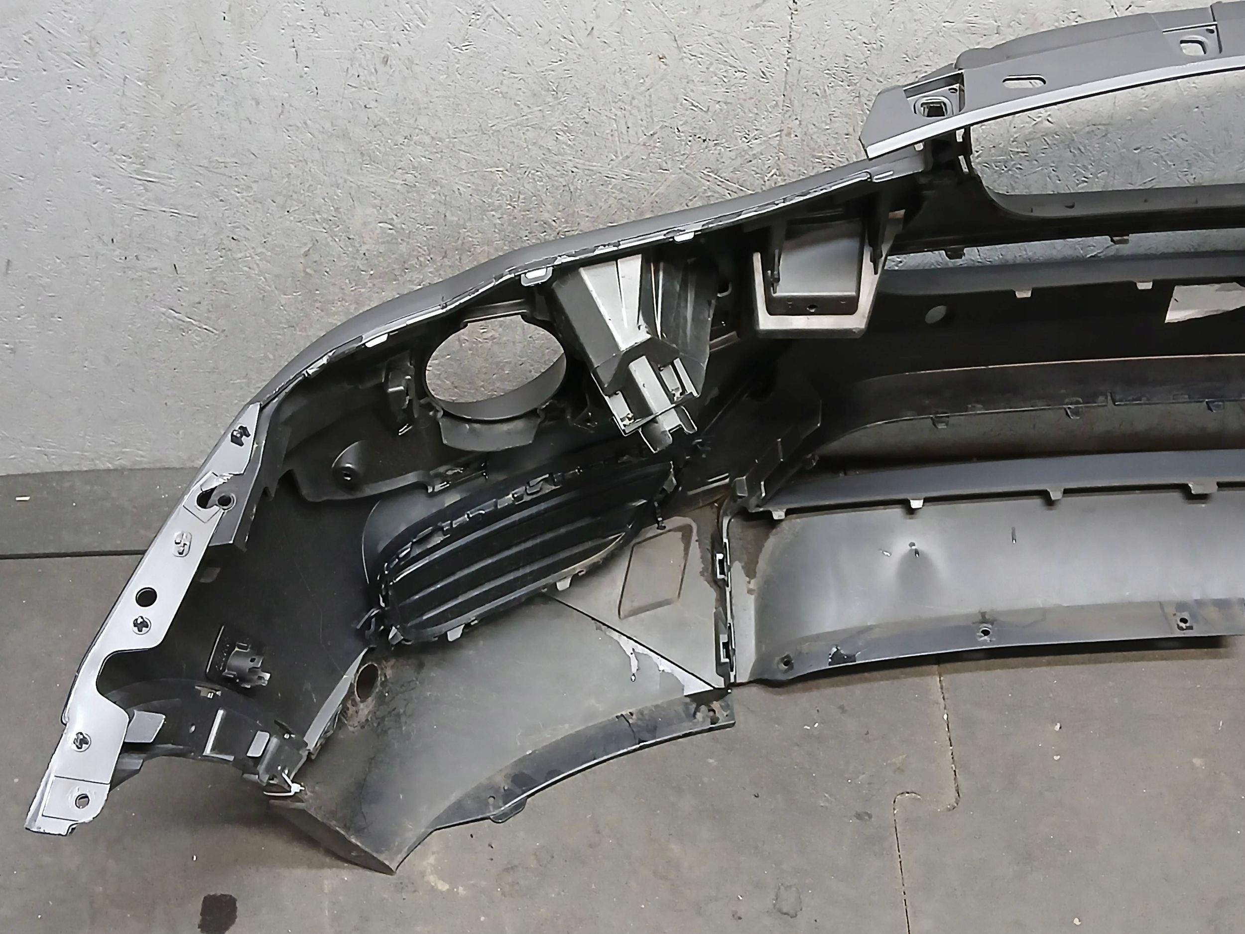 bumper front BMW X3 F25 LIFT