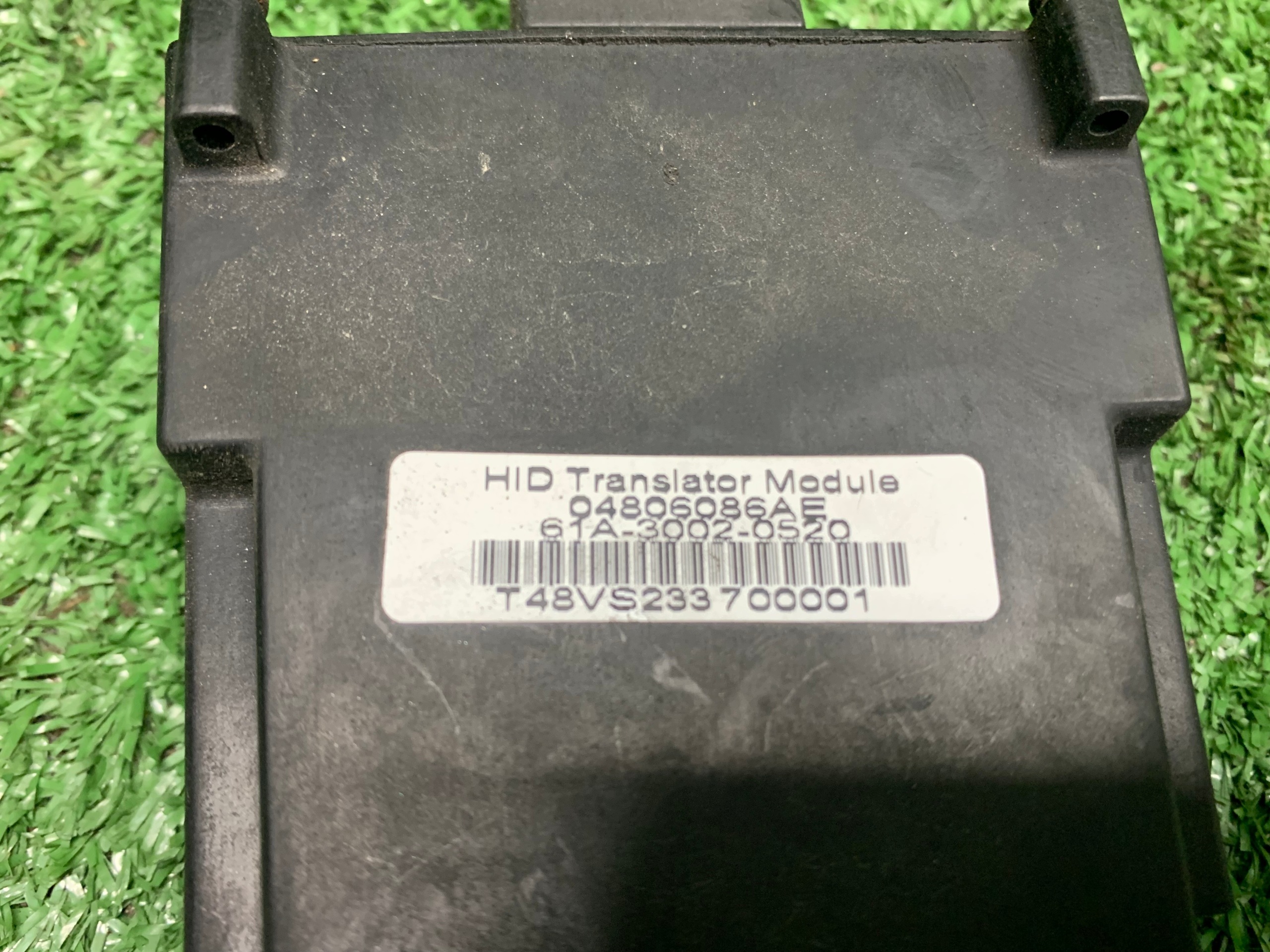 module unité de commande électronique uce feux LCM CHRYSLER 300C 04806086AE