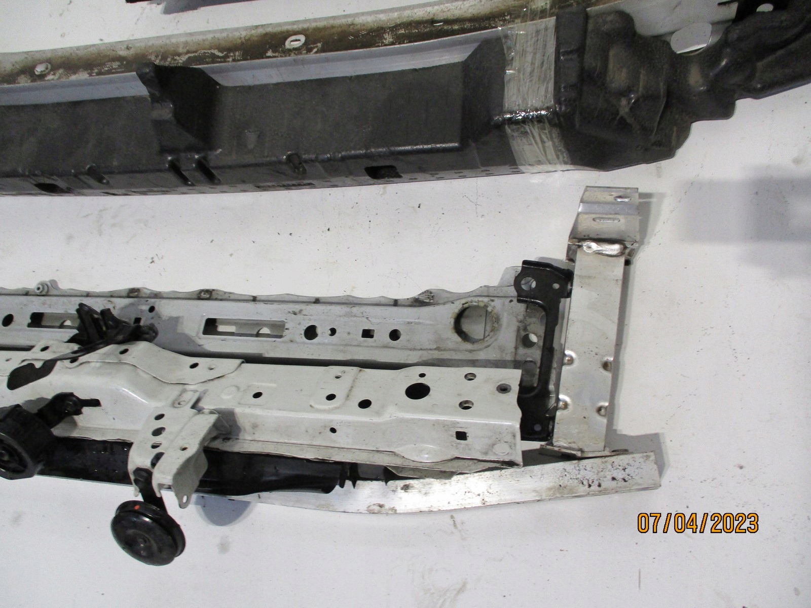support panel for radiators radiator TOYOTA RAV4 V 21r 2,5 HYB