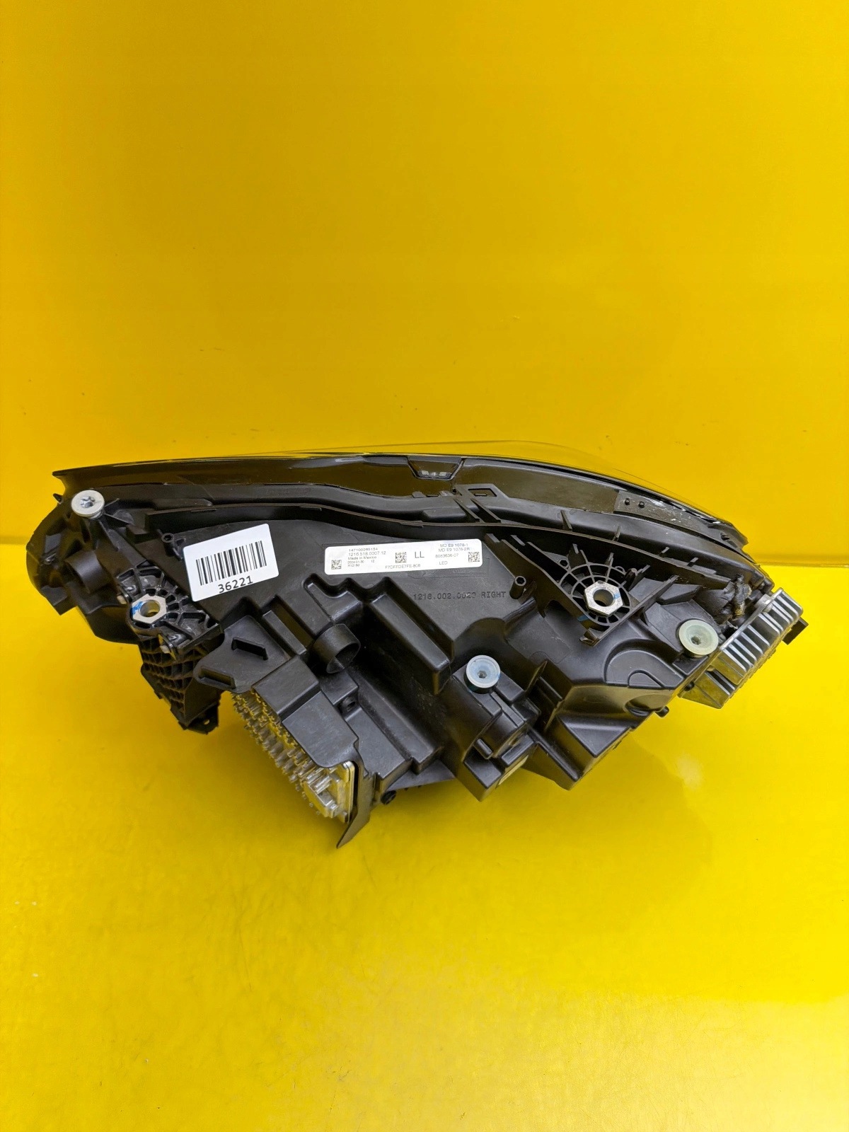 light right BMW 2 G42 M2 G87 Full Led 8083636-07 Black Shadow