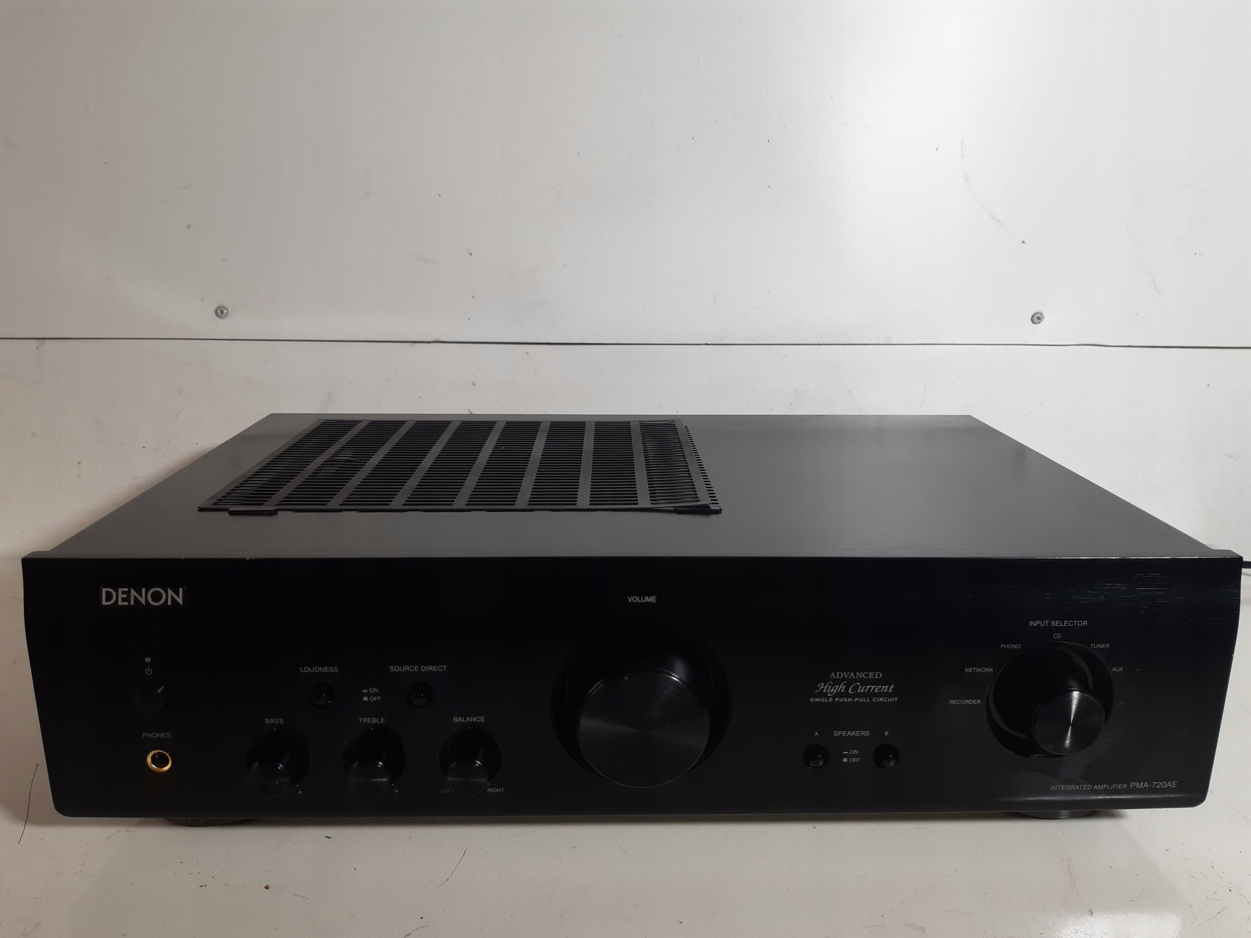Усилитель Denon PMA-720AE
