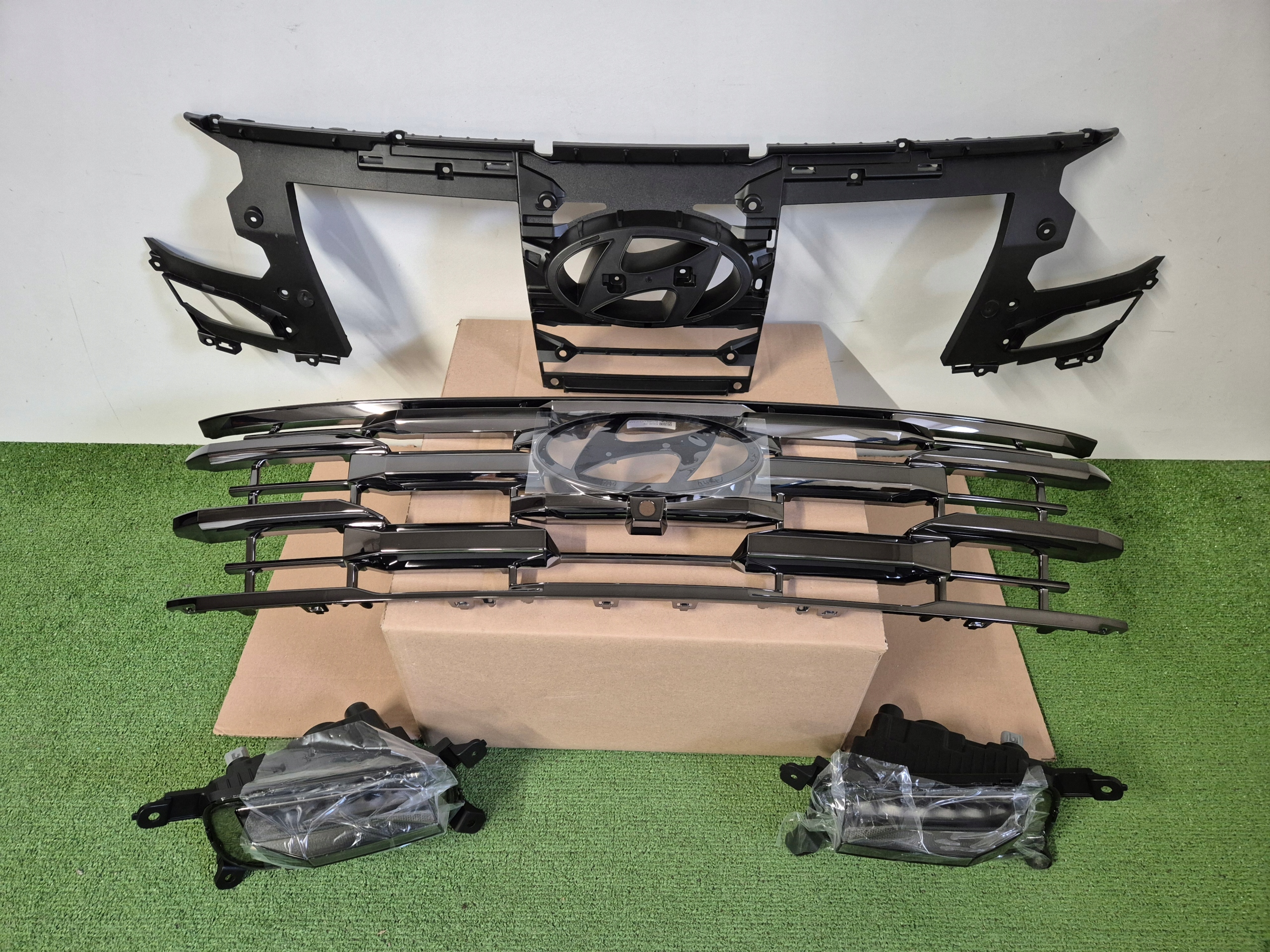 Hyundai Tucson NX4E Kühlergrill FRONTGRILL Kühlergitter - Thumbnail 1