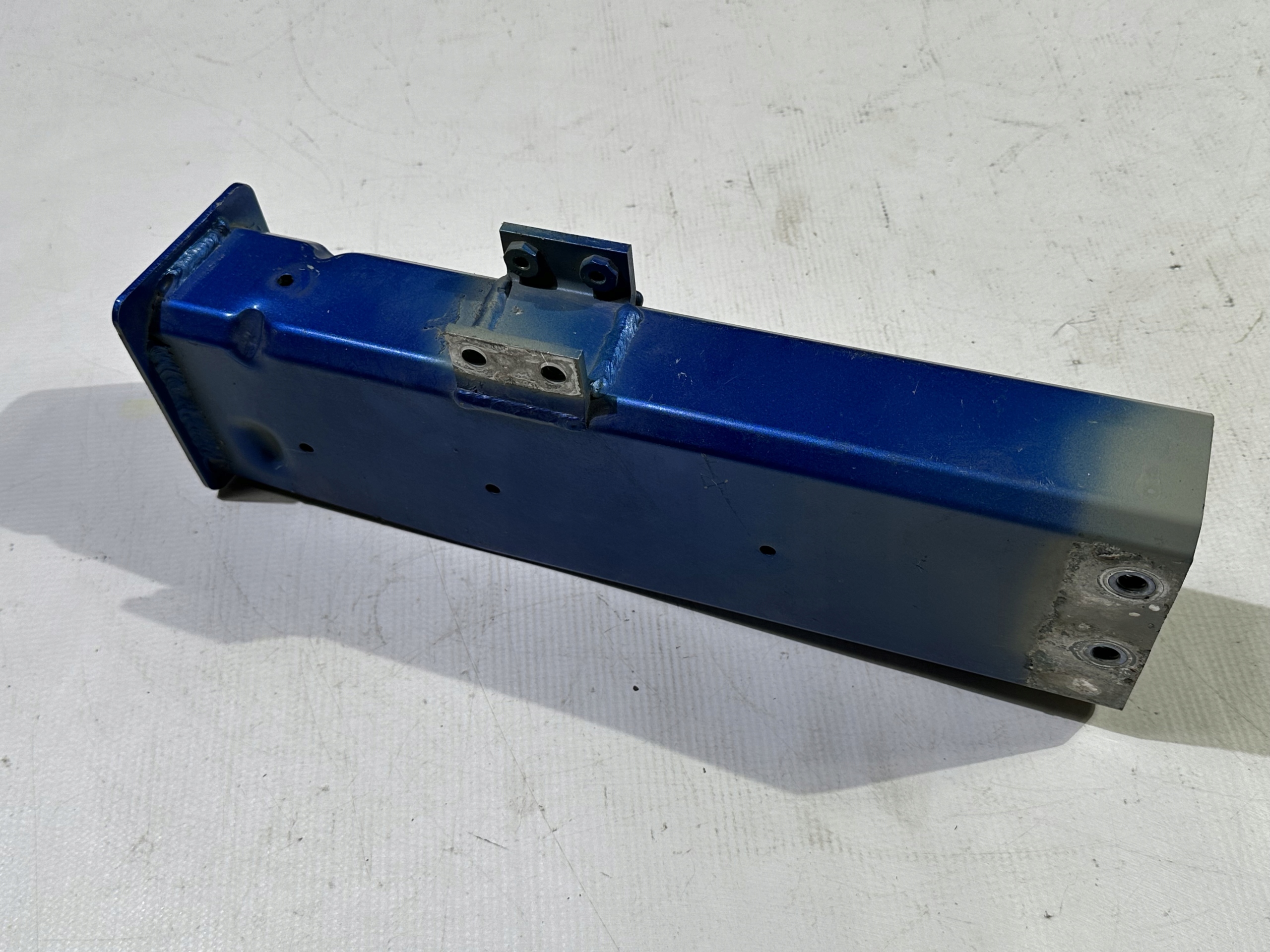 quarter beam tip right Chevrolet Camaro 2.0 3.6 2016+