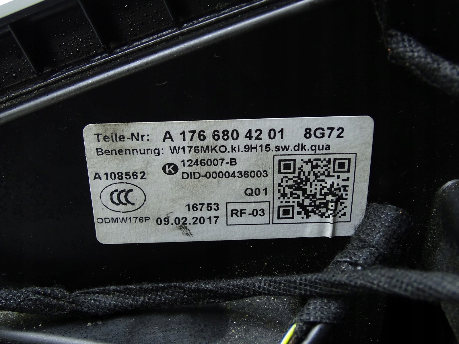 TUNEL central armrest MERCEDES A W176 A1766804201
