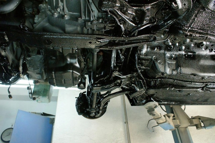 WOSK TRANSPARENTNY DO KONSERWACJI PODWOZIA 6xSPRAY Marka Color Matic