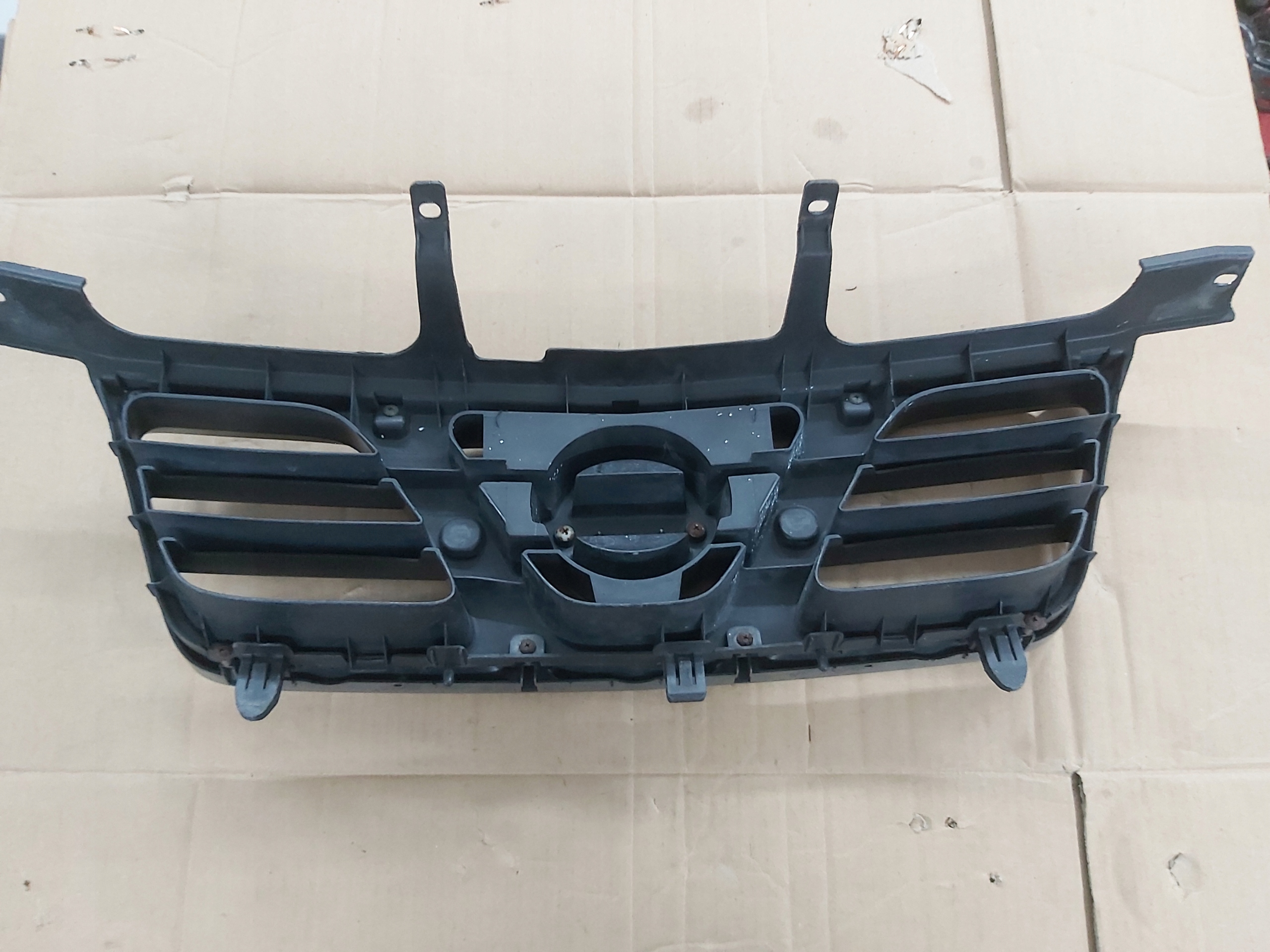 grill grille radiator K74112 NISSAN X-TRAIL BDB!!
