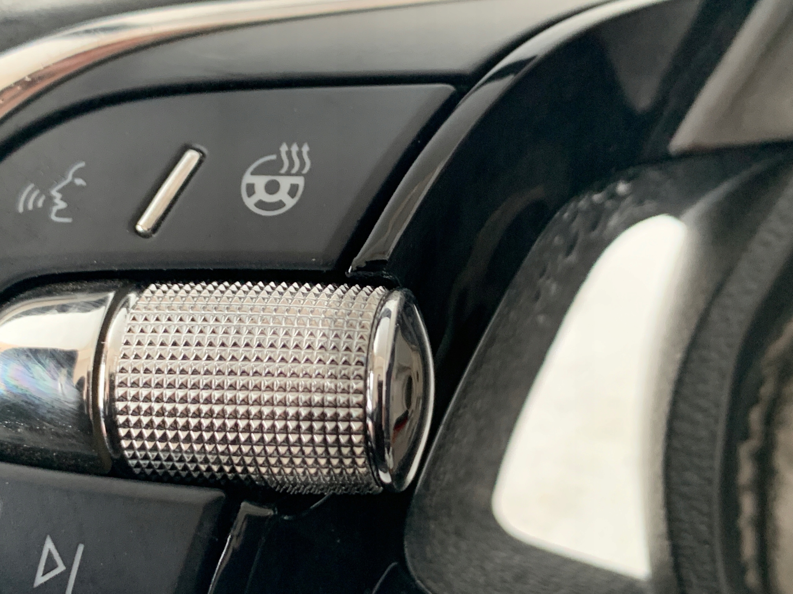 steering wheel, SKODA OCTAVIA IV GRZANA with shifting leather