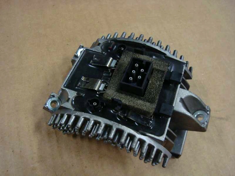 8391399 - BMW 7 E38 ежик резистор резистор регулятор воздуходувки