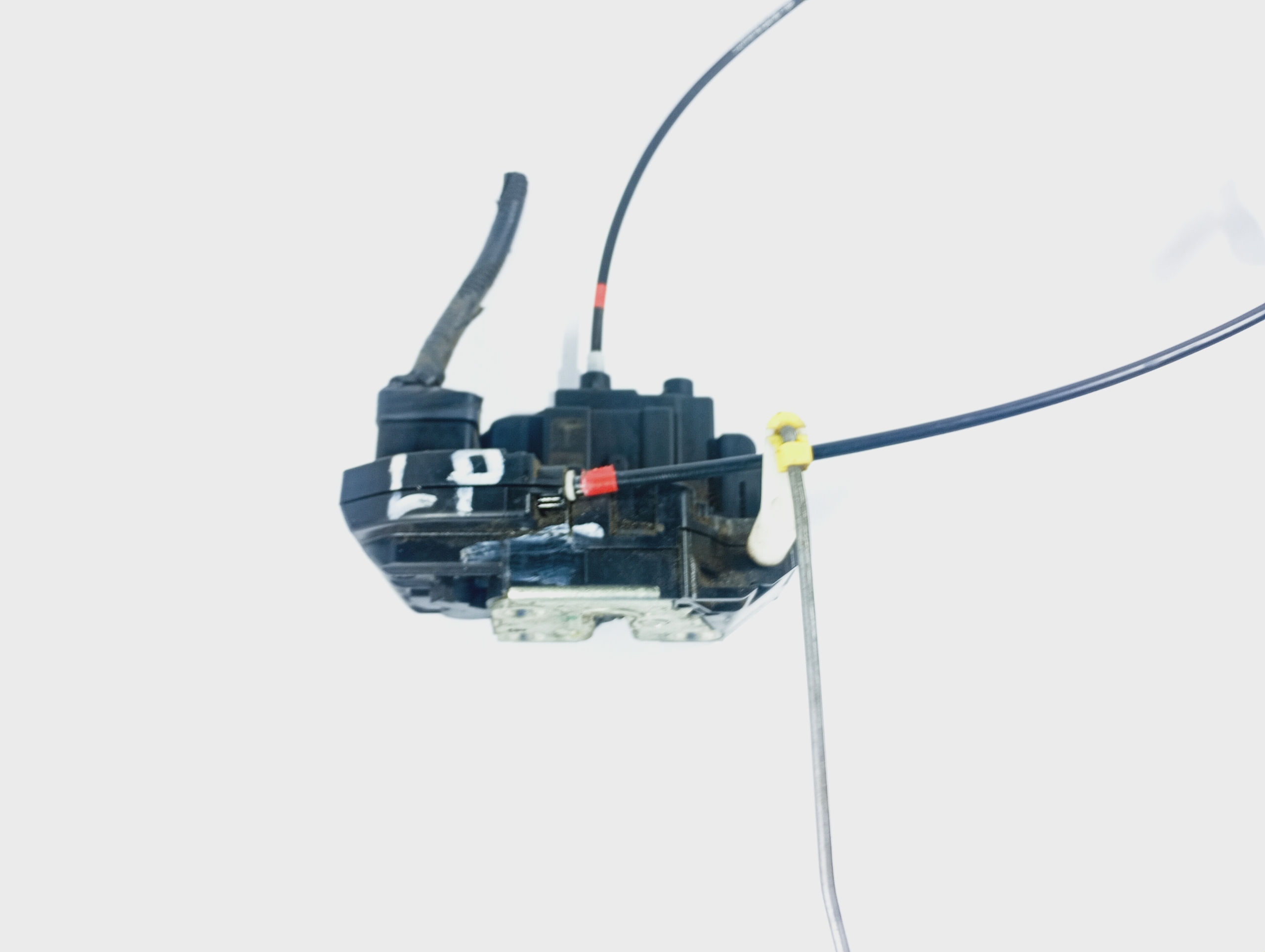lock door of left front Nissan NOTE E11 06-12