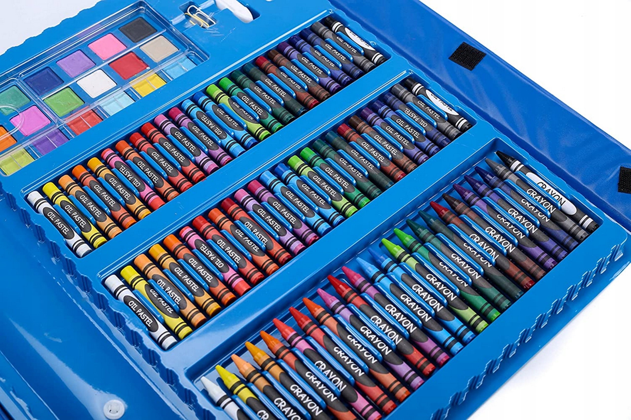 ZESTAW DO MALOWANIA DLA DZIECI ARTYSTYCZNY PLASTYCZNY W WALIZCE 208 EL. EAN (GTIN) 5906214802209