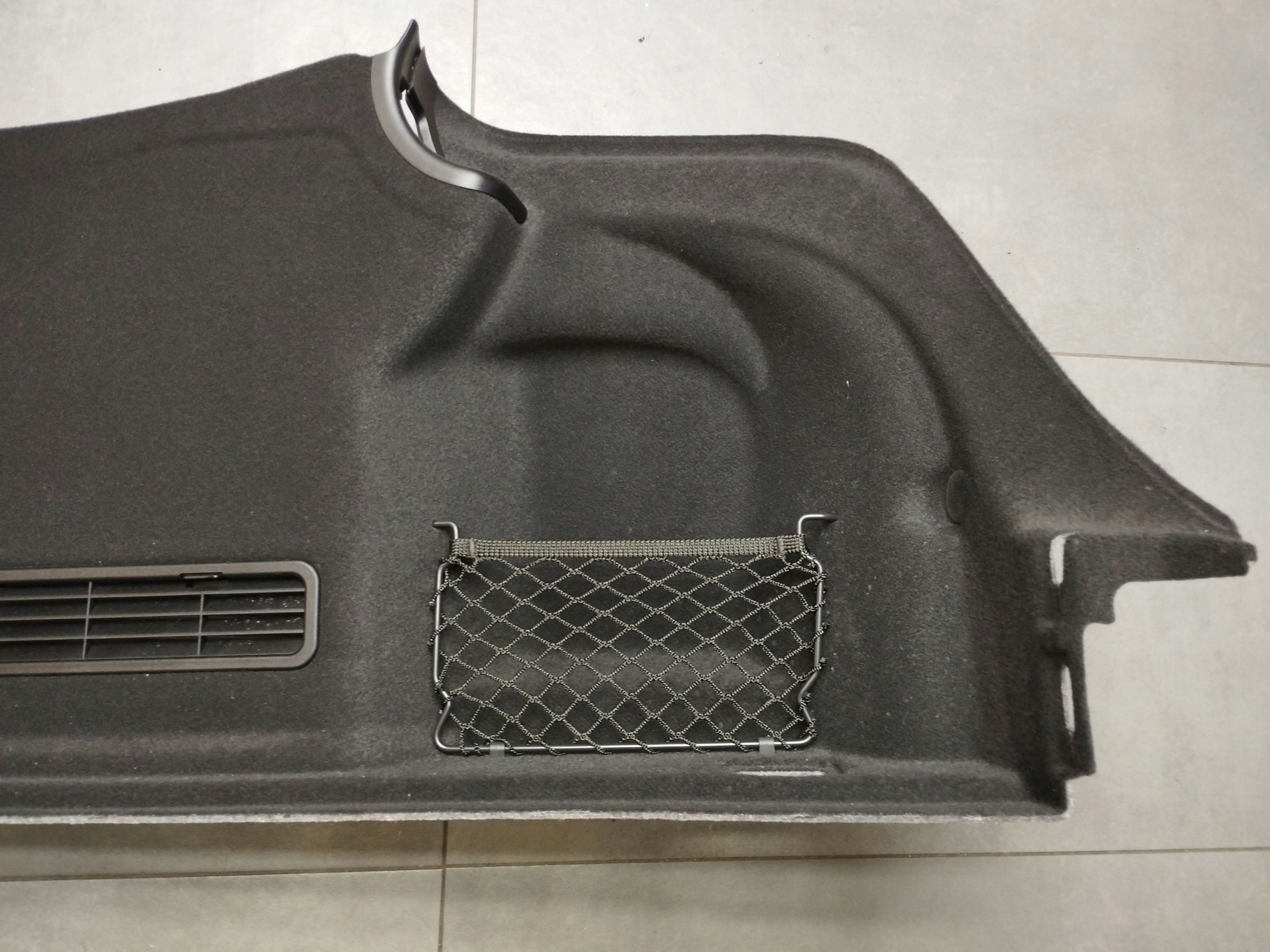 Audi A8 D4 4H boot upholstery right rear part 4H0863880AC
