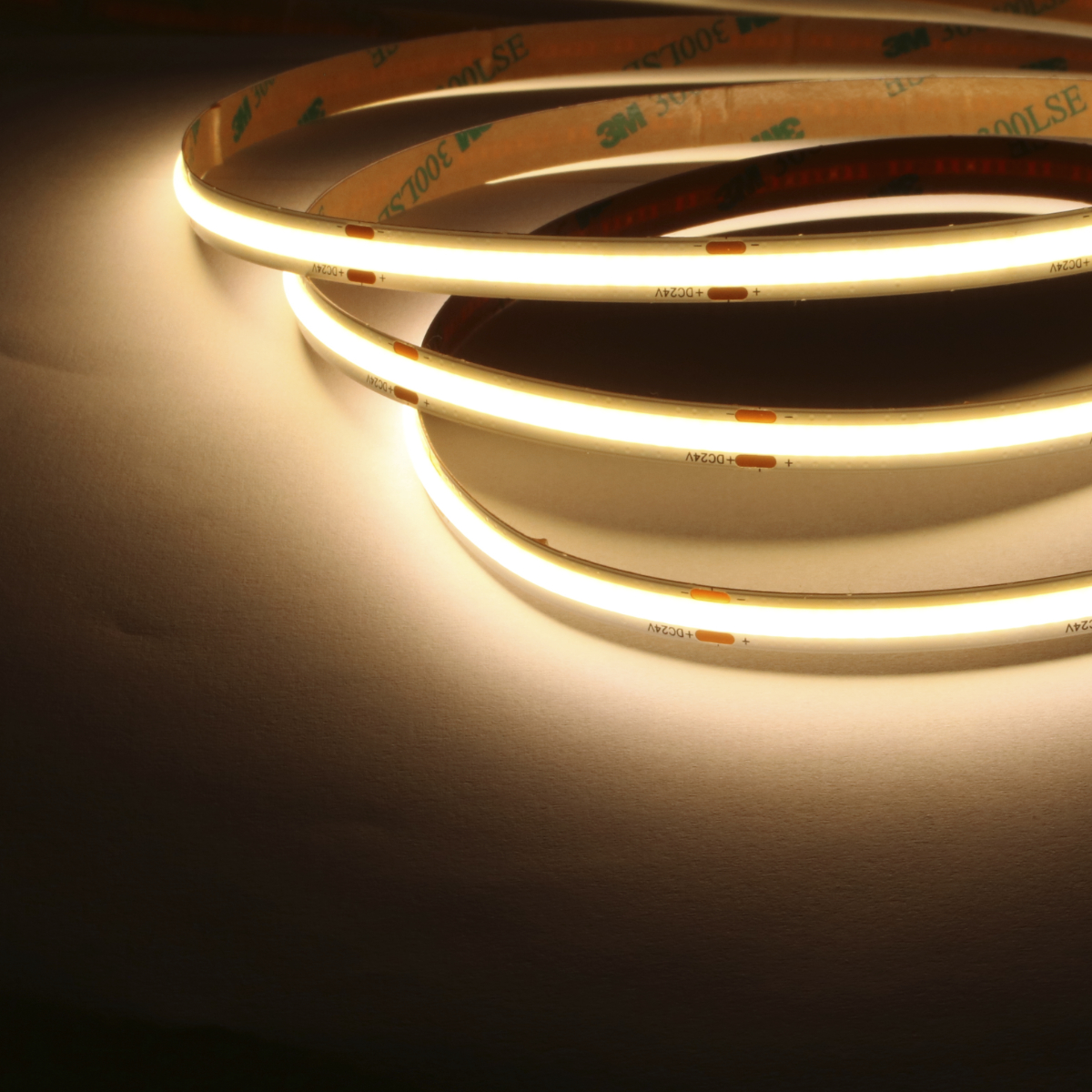 TAŚMA LED COB 480LED/m 15W/m 3000K CIEPŁA 24V/DC 1500lm/m CIĄGŁE ŚWIATŁO EAN (GTIN) 5904094862054