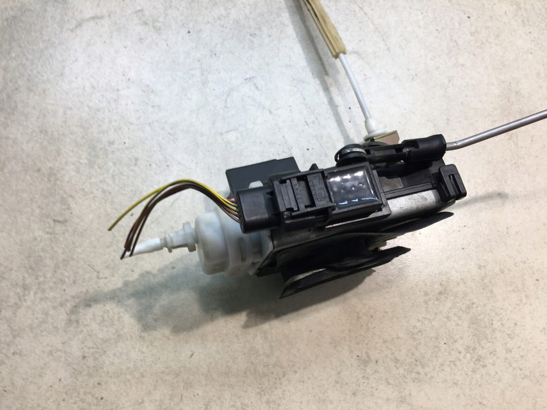 lock door right front AUDI A4 B5 FL 5 PIN