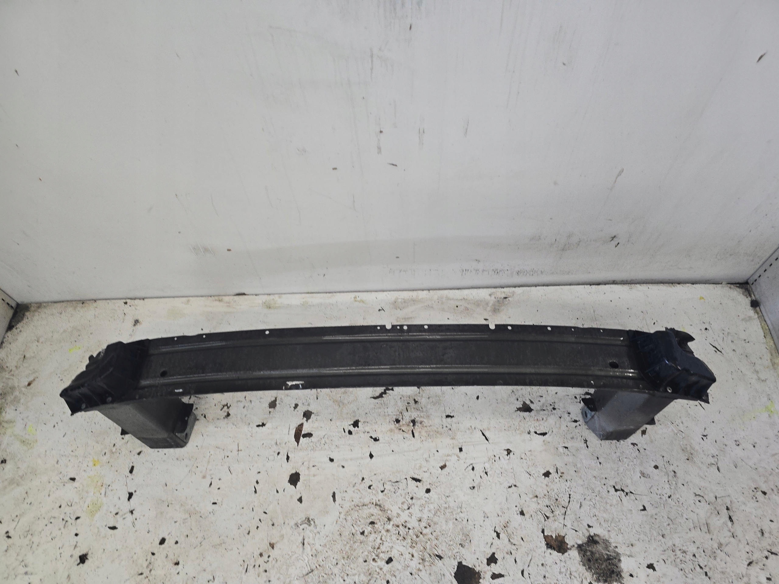 OPEL ZAFIRA C bumper support front pillar below front bumper