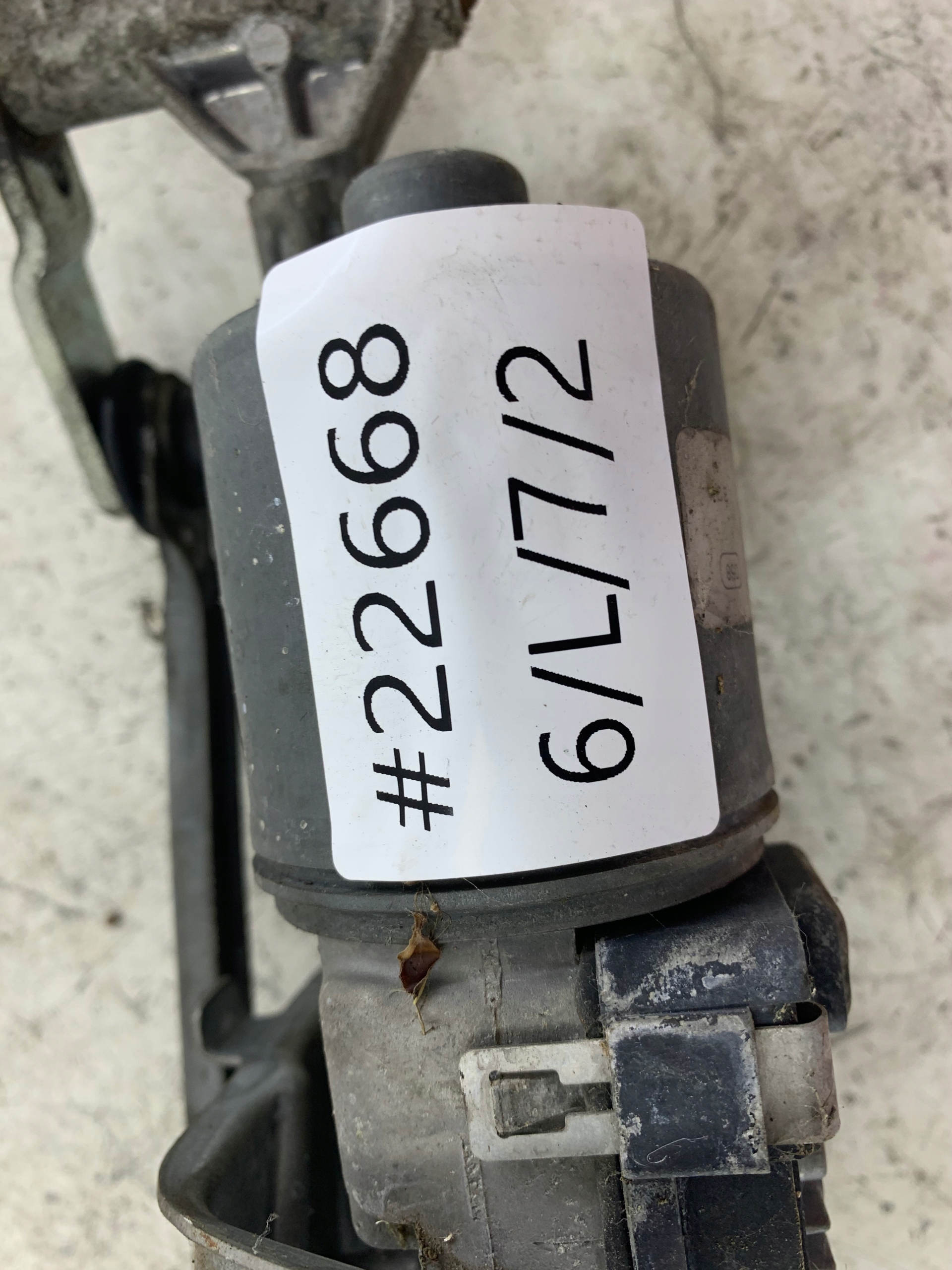 VW PHAETON wiper mechanism left front 3D1955601A