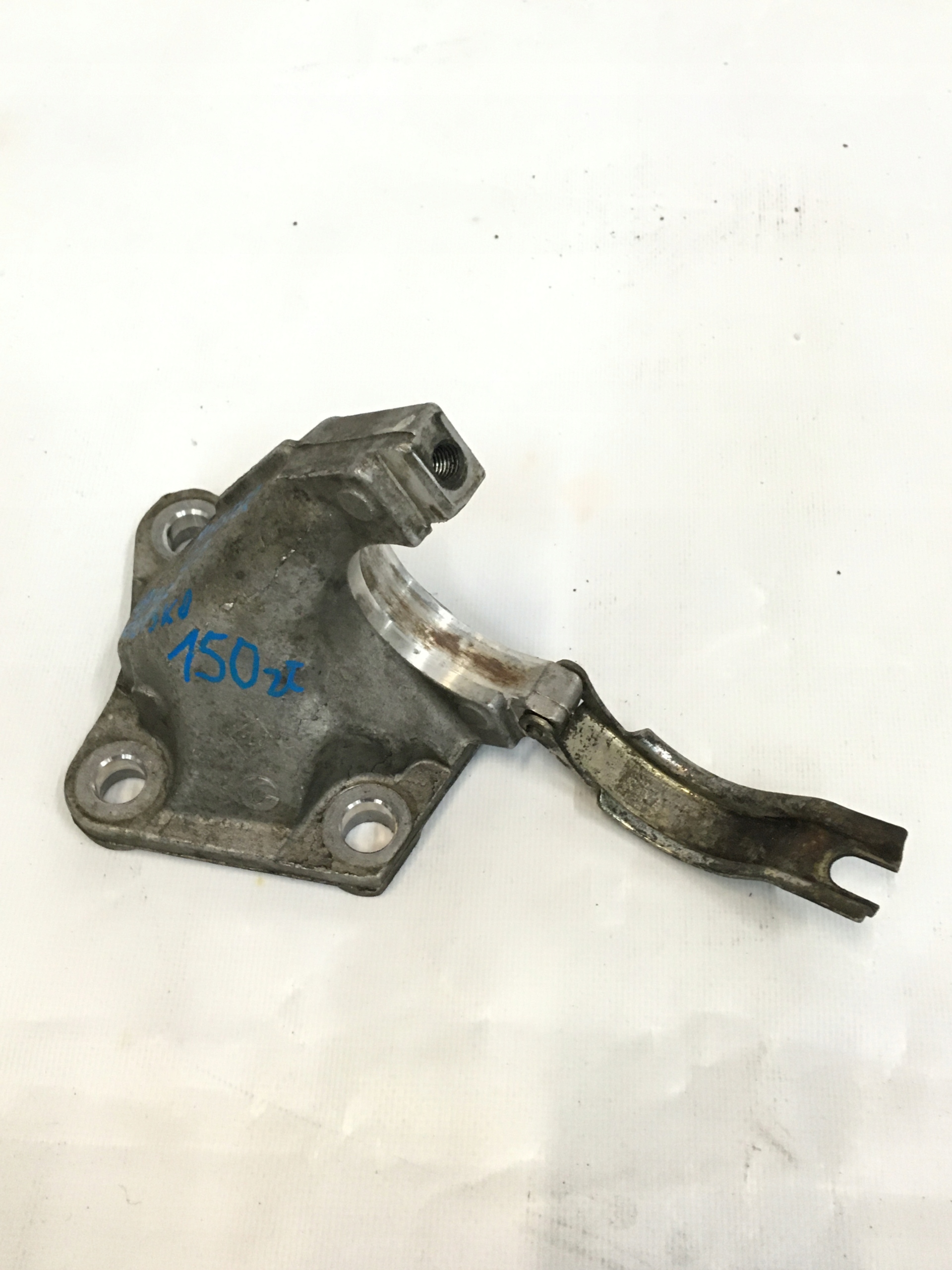 8200904226 - MASTER MOVANO 10-2.3 опора полуосей узких подшипников