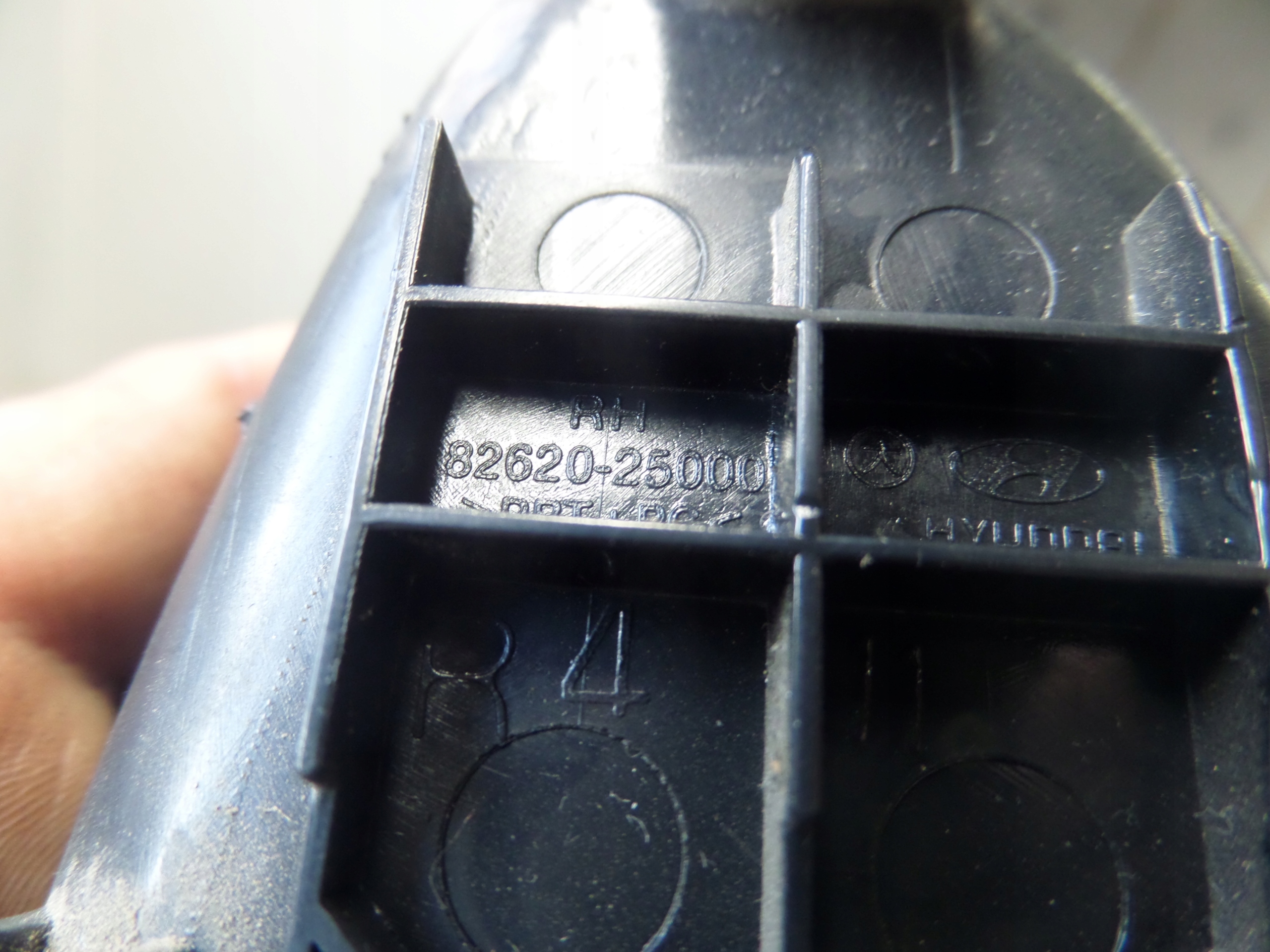 handle door inner right front rear part HYUNDAI ACCENT II 02-05 CHROM