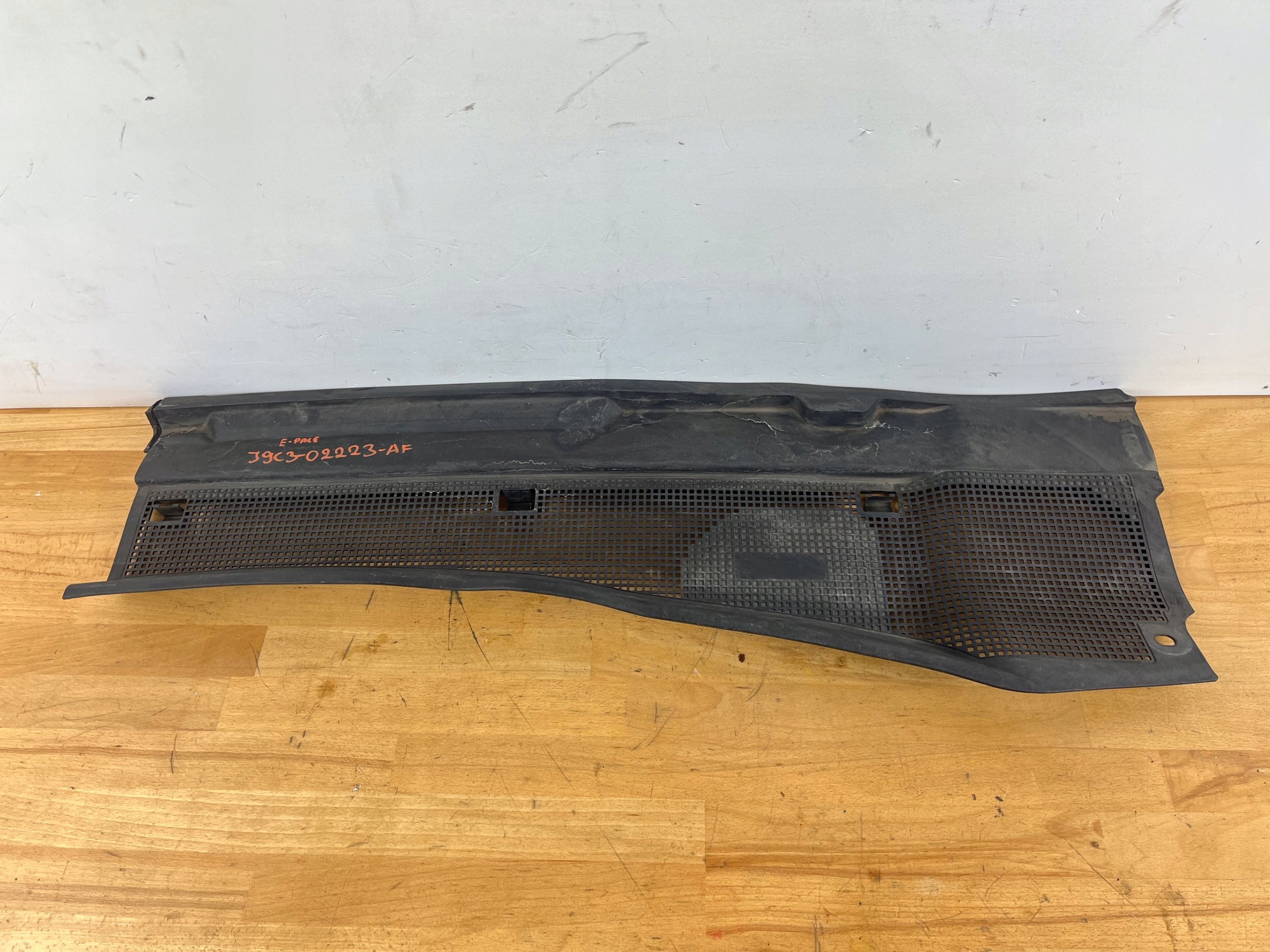 torpedo right JAGUAR E-PACE X540 J9C3-02223-AF