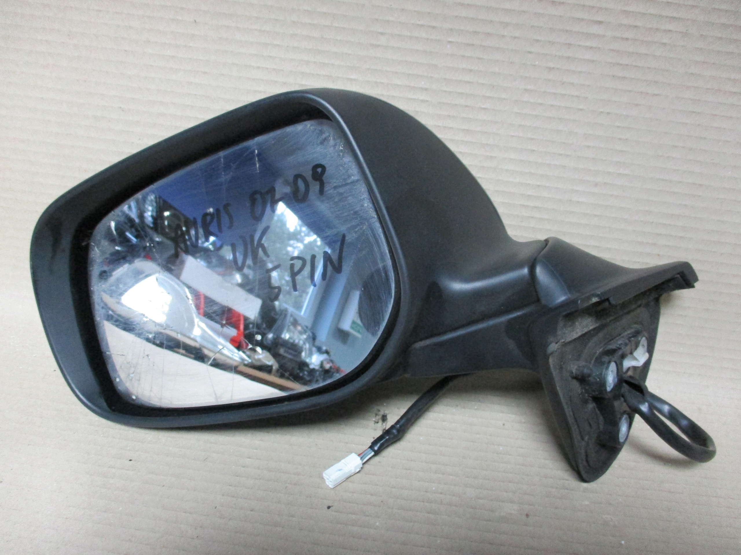 mirror left Toyota Auris and 07-09 5PIN UK