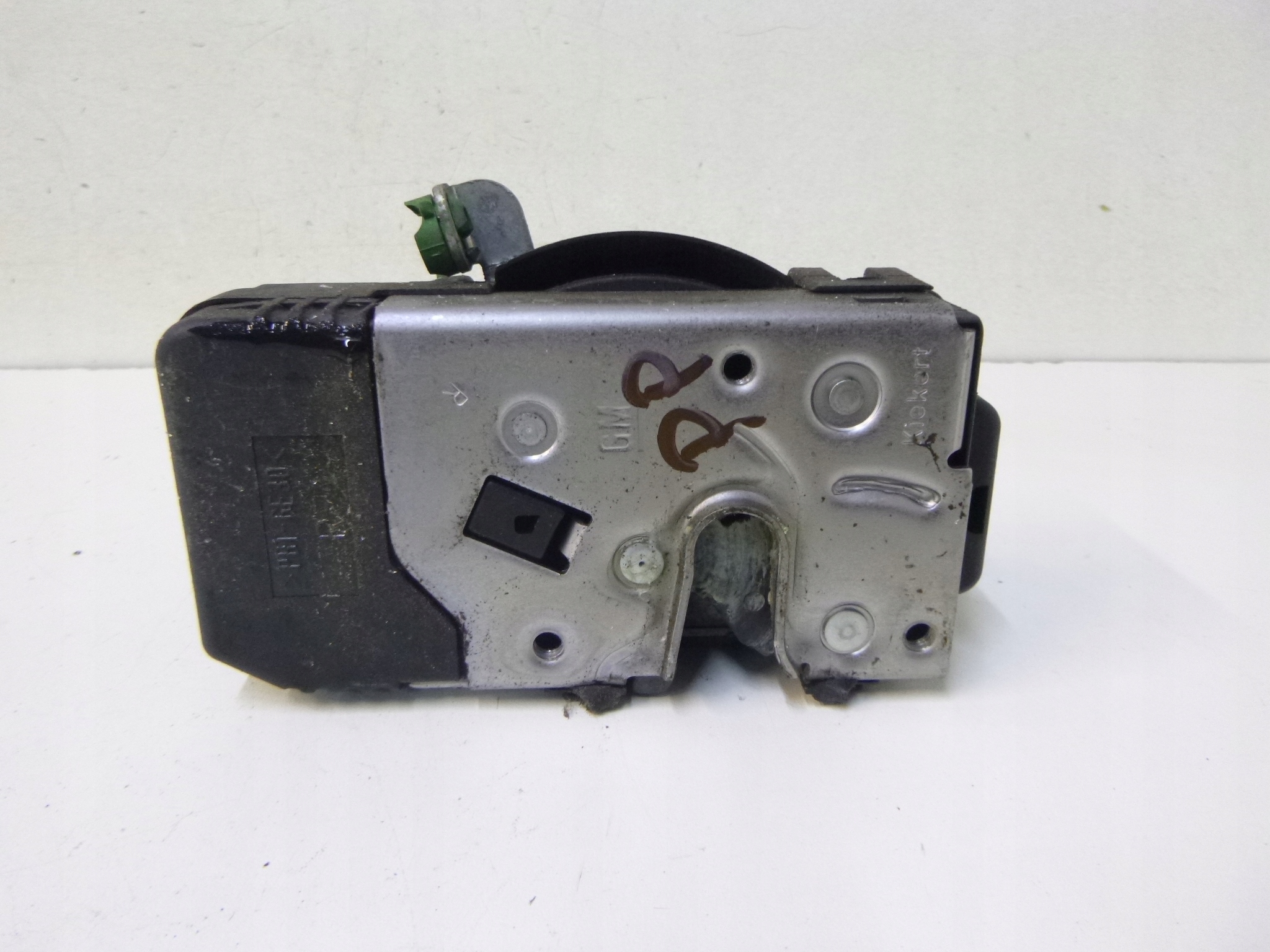 lock front right Opel Zafira A Lift 2004