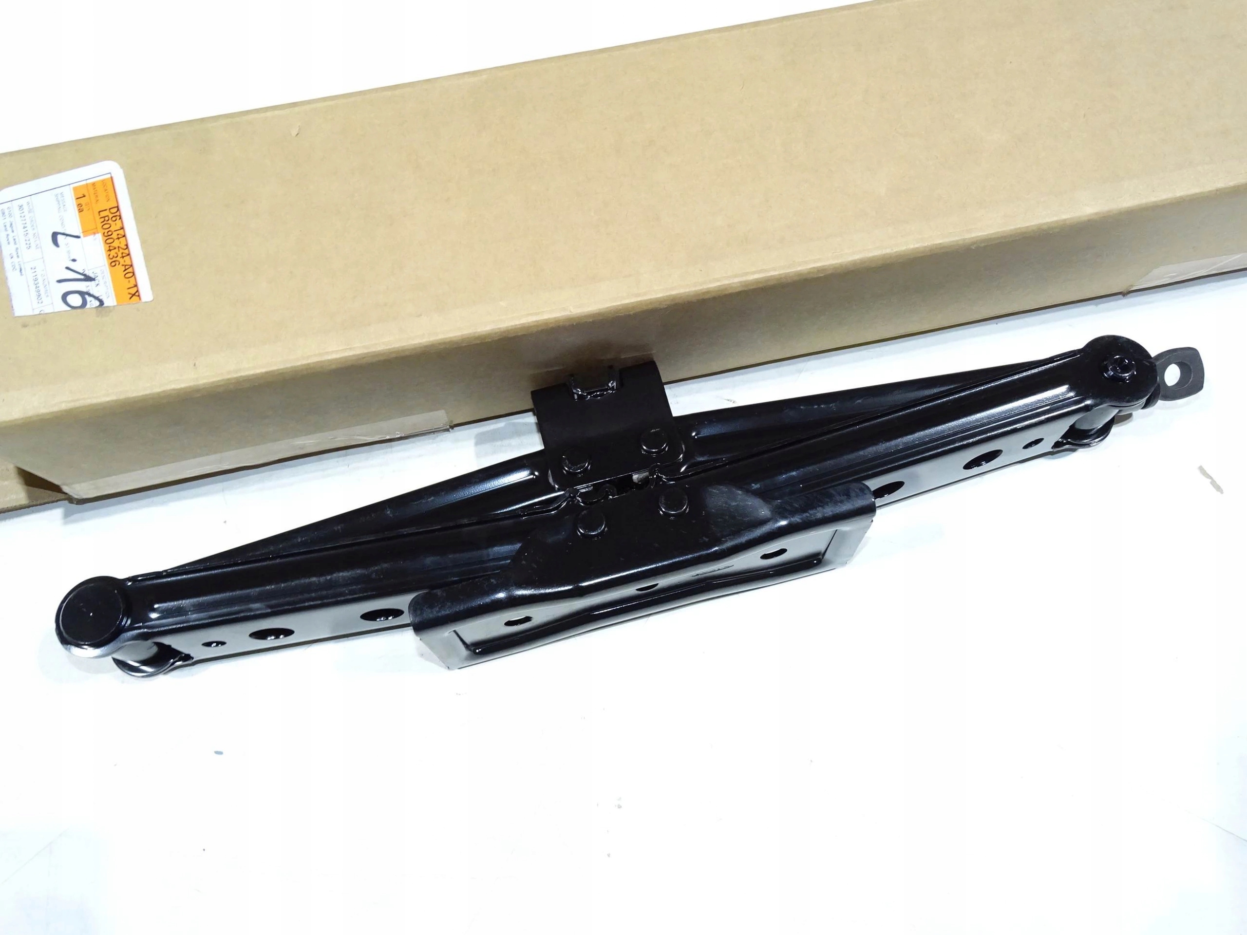 ORYGINALNY podnosnik lewarek RANGE ROVER VELAR Part manufacturer Land Rover OE